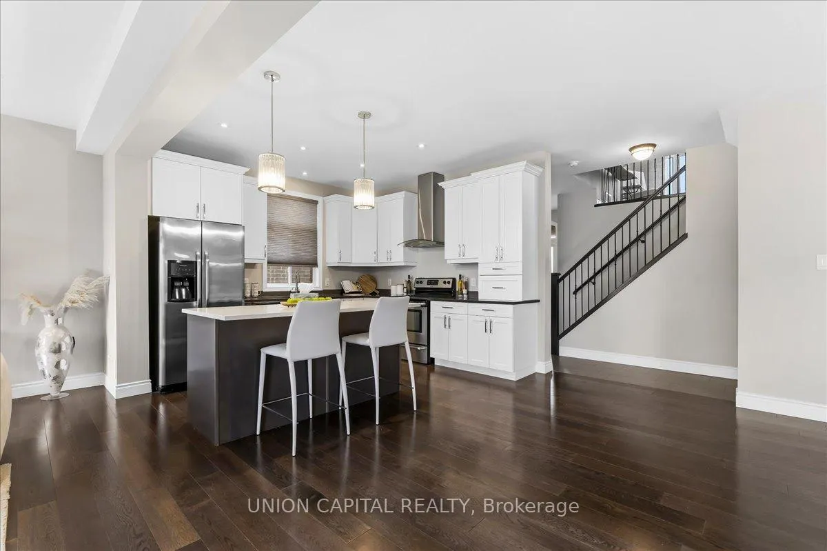 Photo 7 of 2136 Yellowbirch Place, London, North S — HOMEH
