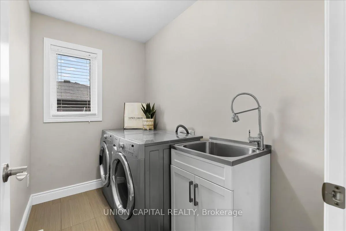 Photo 27 of 2136 Yellowbirch Place, London, North S — HOMEH