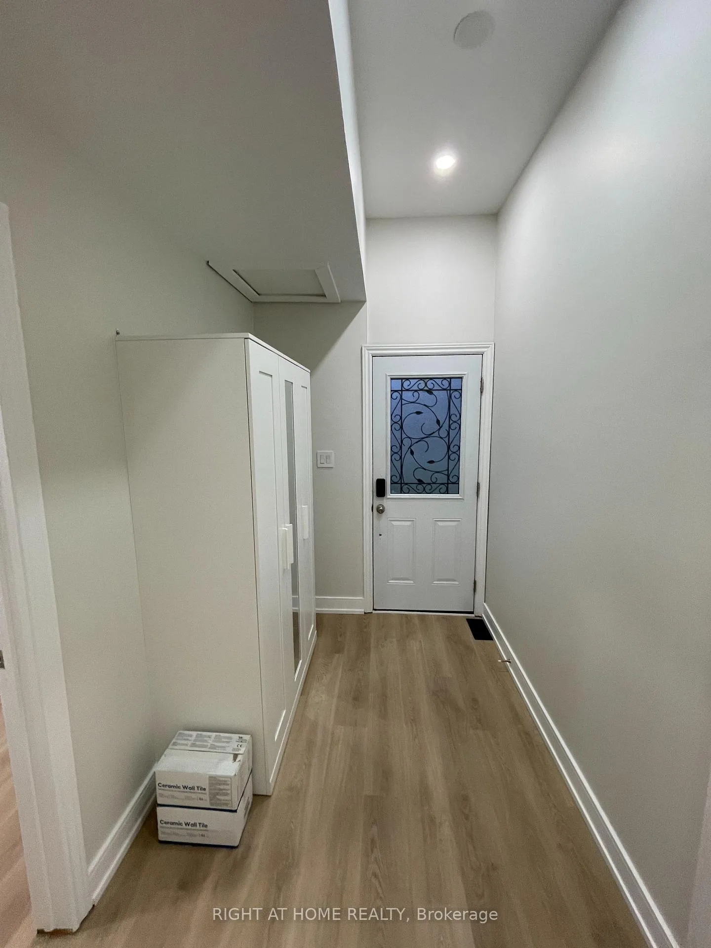 Photo 4 of 154 Garden Avenue, Georgina, Keswick North — HOMEH