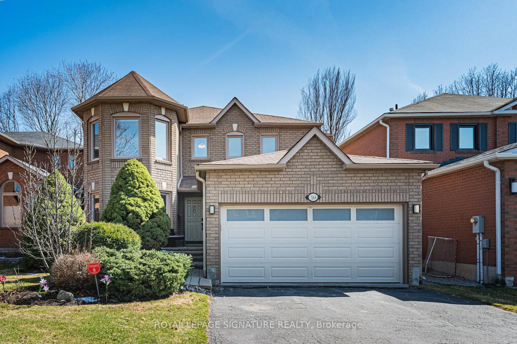 Front of 59 Edenbridge Drive