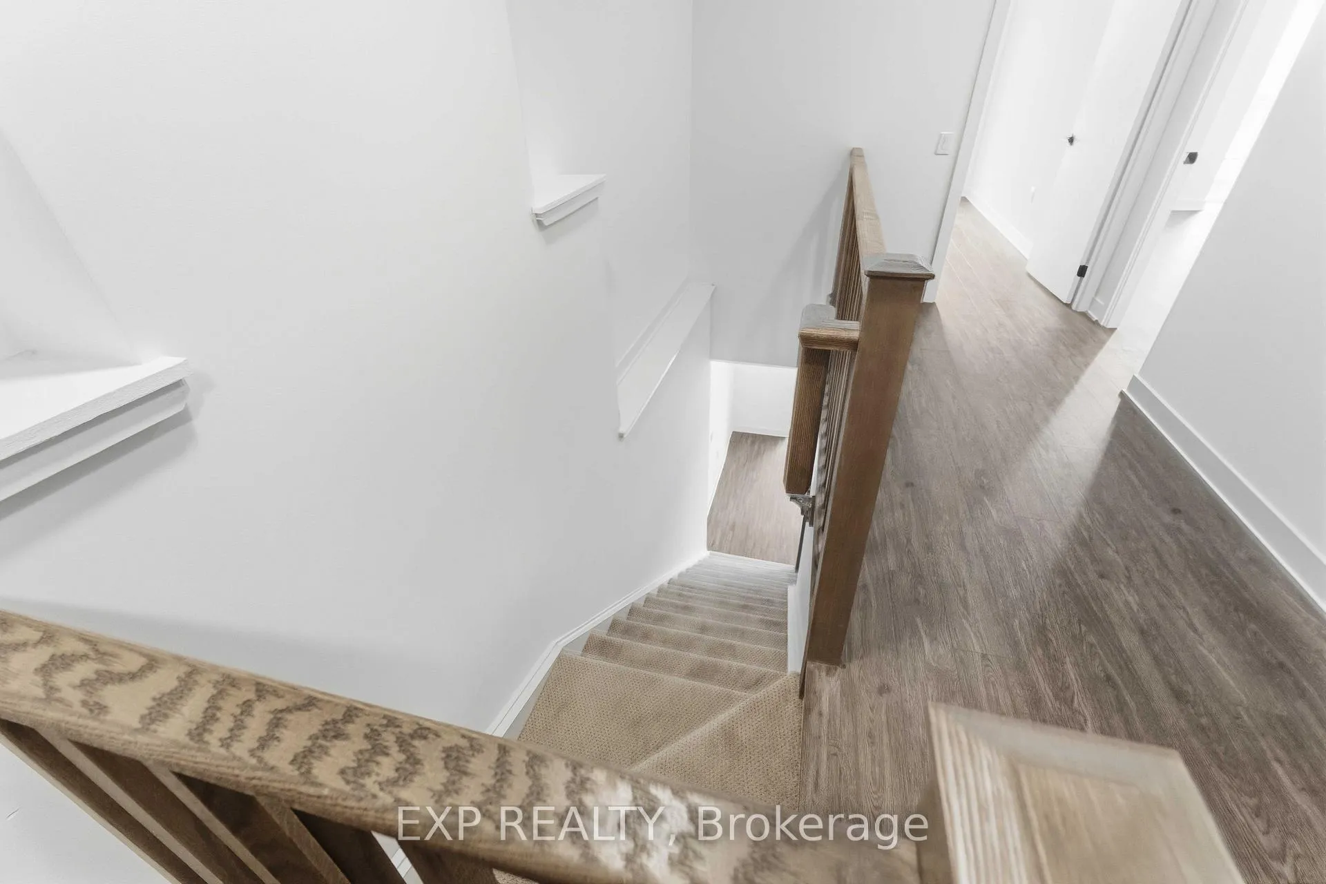 Photo 9 of Unit 108, 2782 Barton Street E, Hamilton, Riverdale — HOMEH