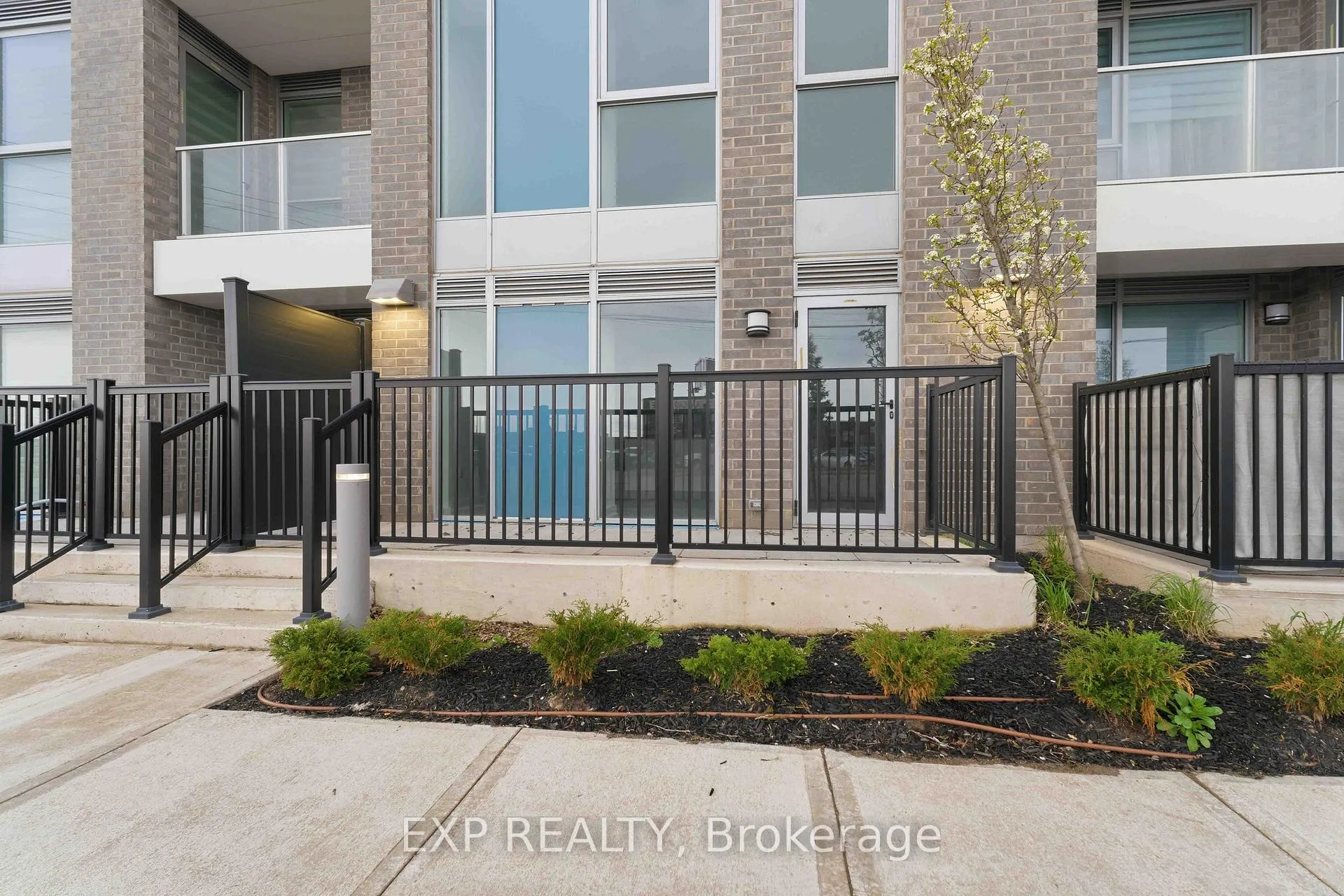 Photo 18 of Unit 108, 2782 Barton Street E, Hamilton, Riverdale — HOMEH