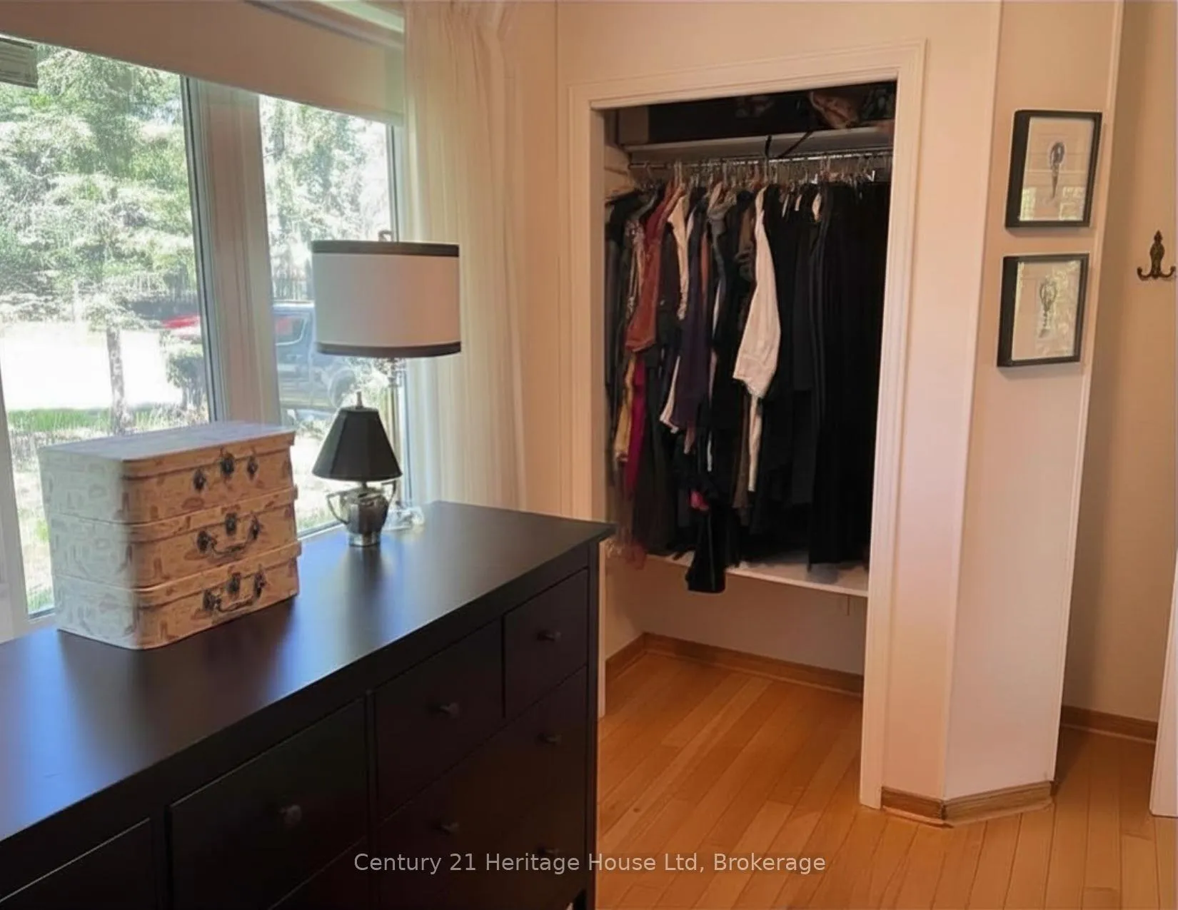Photo 6 of Unit Upper, 123 Mill Street E, Centre Wellington, Elora/Salem — HOMEH