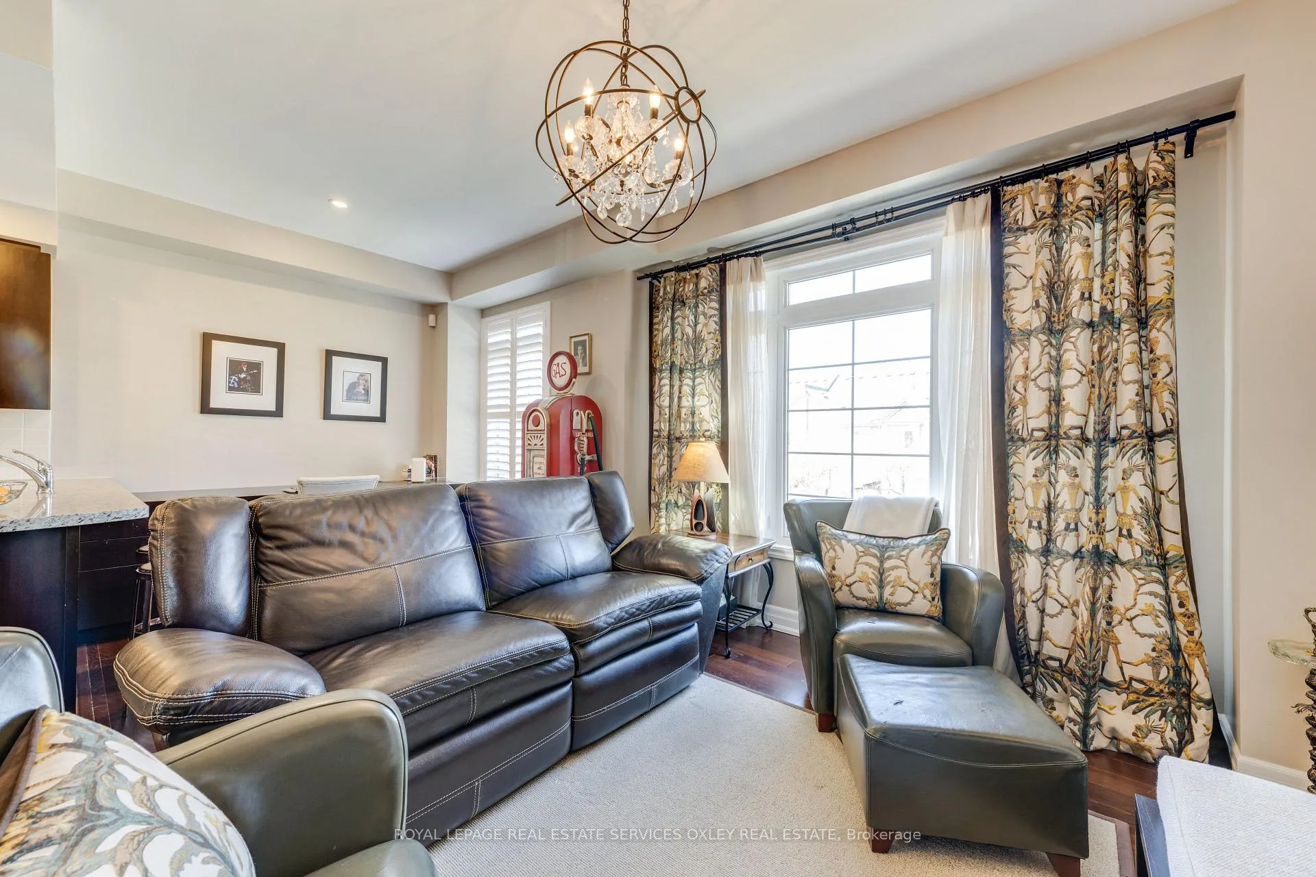 Photo 12 of 47 Beverley Glen Boulevard, Vaughan, Beverley Glen — HOMEH
