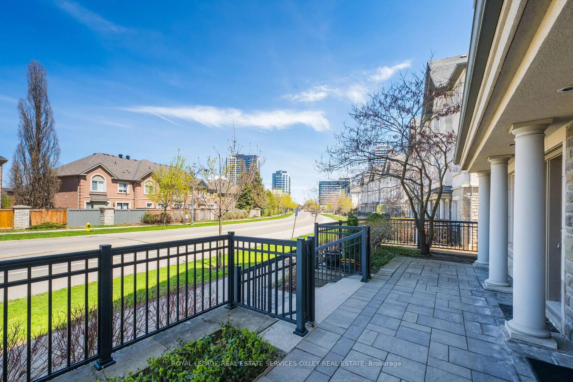 Photo 48 of 47 Beverley Glen Boulevard, Vaughan, Beverley Glen — HOMEH