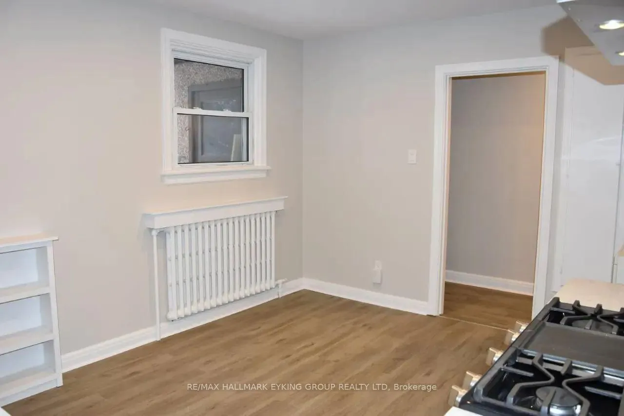 Photo 5 of Unit 2, 131 Hawthorne Avenue, Ottawa, Ottawa East — HOMEH