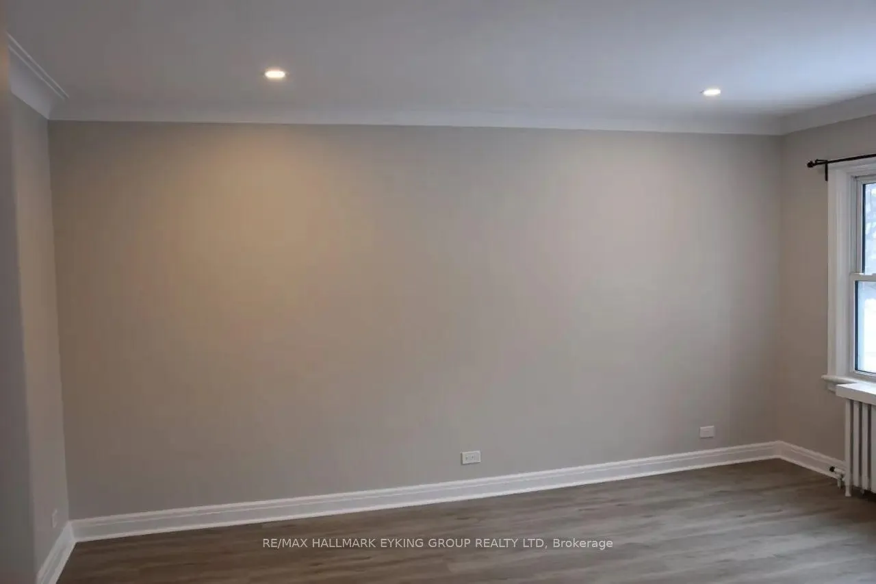 Photo 9 of Unit 2, 131 Hawthorne Avenue, Ottawa, Ottawa East — HOMEH