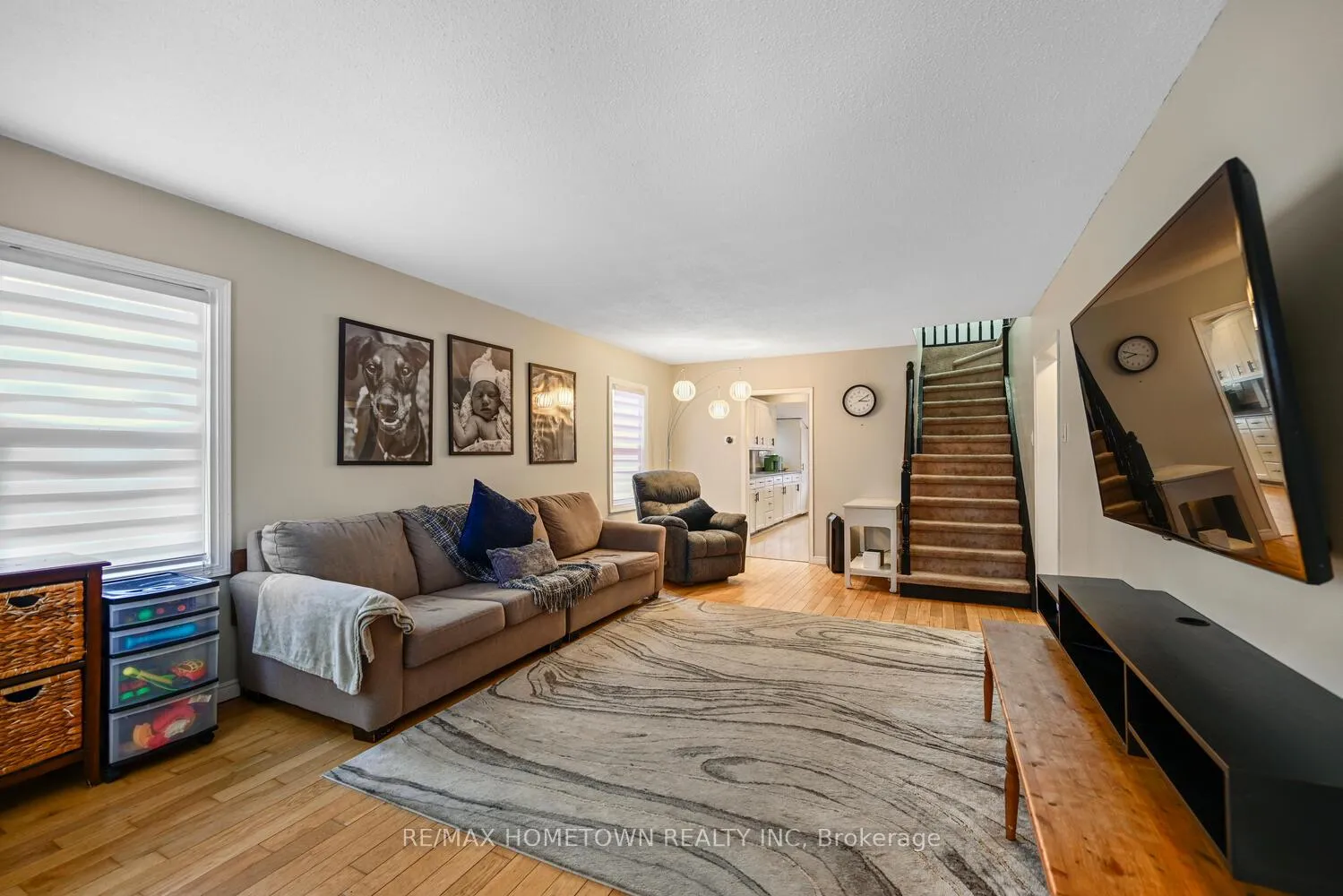Photo 5 of 36 Centre Street, Brockville — HOMEH