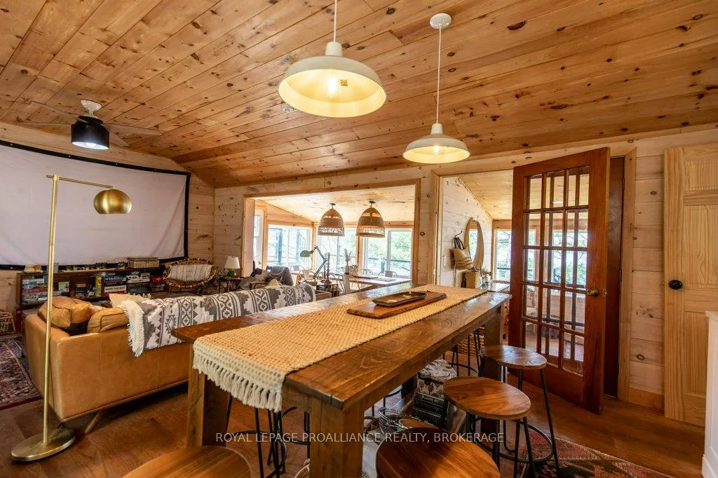 Photo 5 of 1055B Vilalta Lane, Frontenac, Frontenac Centre — HOMEH