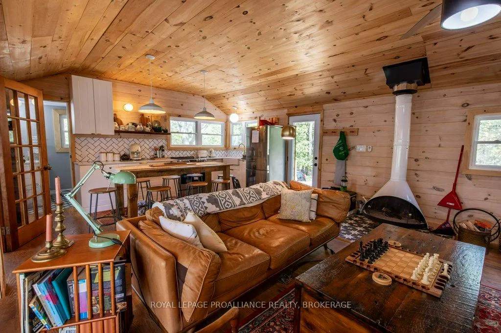 Photo 18 of 1055B Vilalta Lane, Frontenac, Frontenac Centre — HOMEH