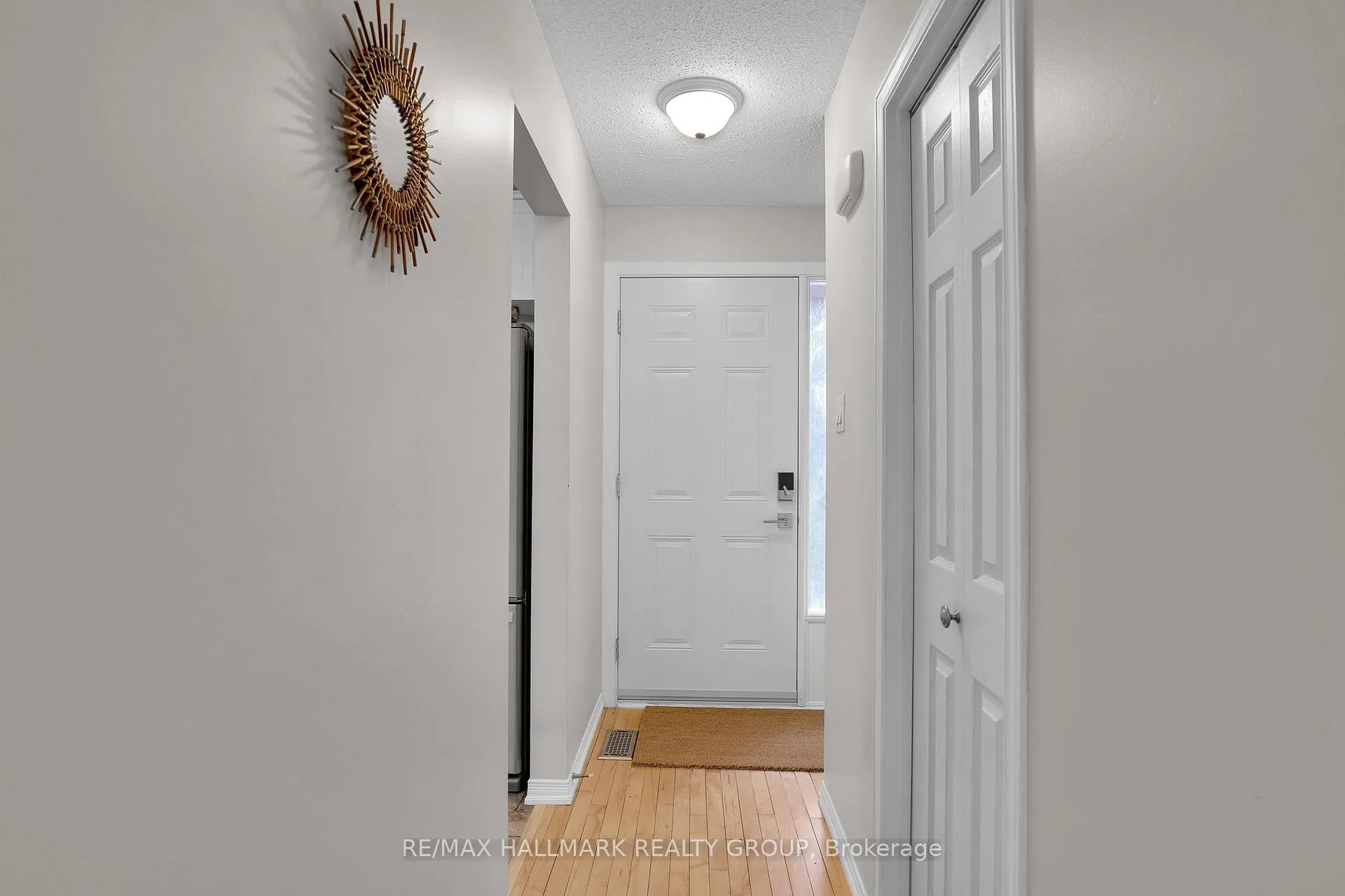 Photo 2 of Unit 34, 55 Bering Court, Ottawa, Kanata - Katimavik — HOMEH