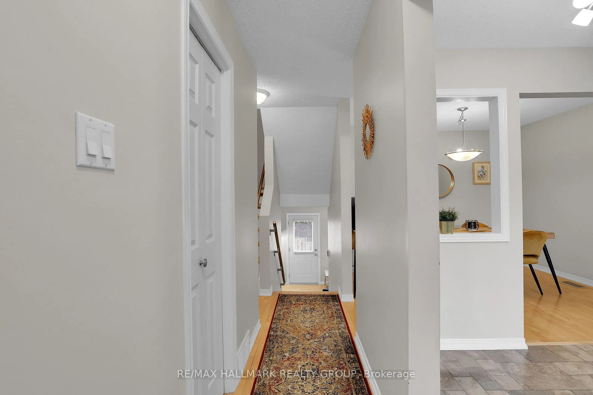 Photo 3 of Unit 34, 55 Bering Court, Ottawa, Kanata - Katimavik — HOMEH