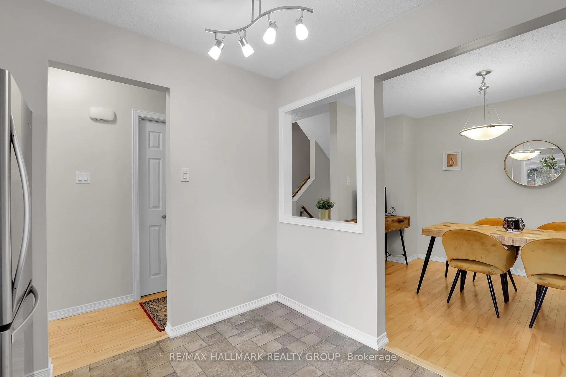 Photo 10 of Unit 34, 55 Bering Court, Ottawa, Kanata - Katimavik — HOMEH