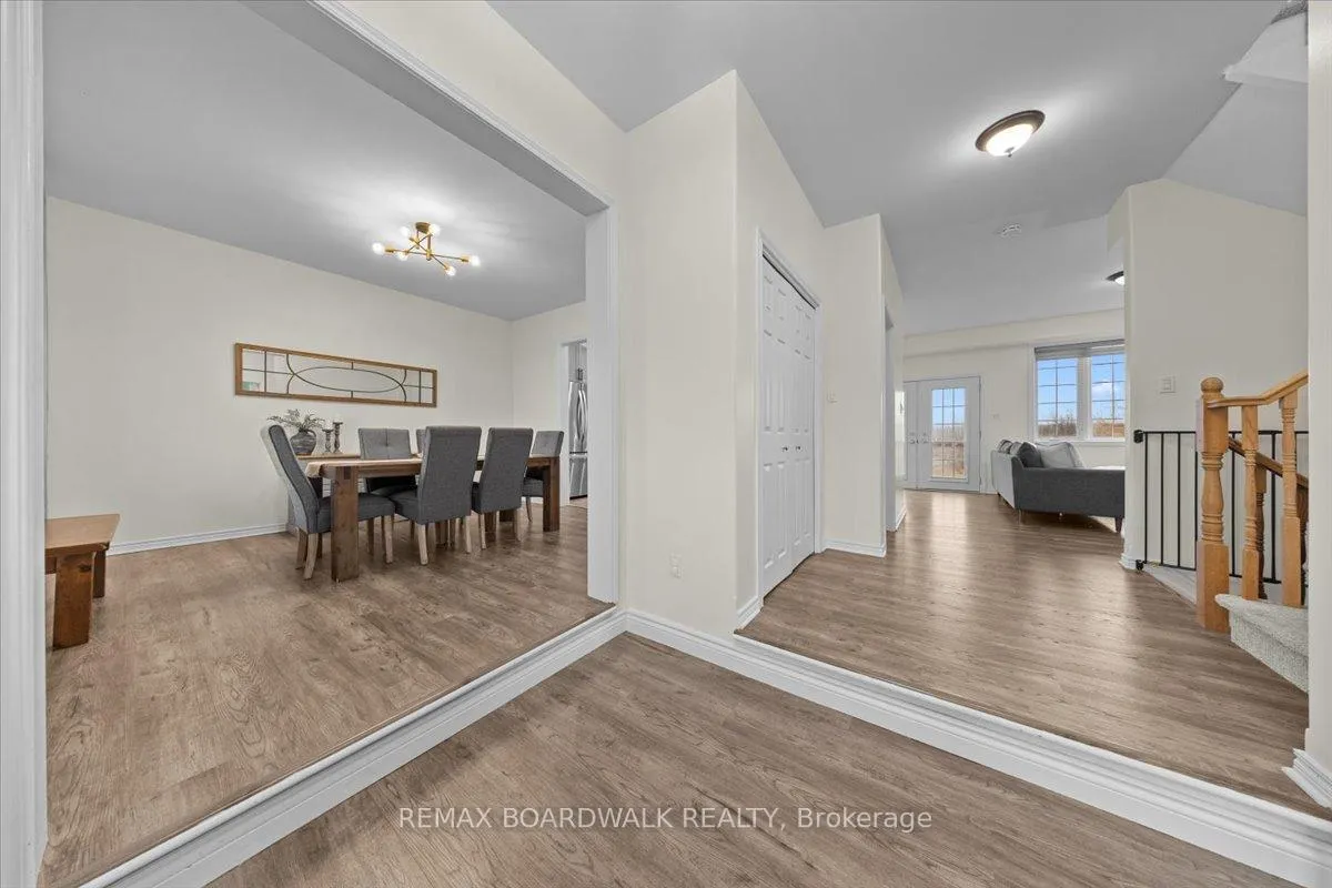 Photo 7 of 8044 Craig Farm Drive, Ottawa, Metcalfe — HOMEH