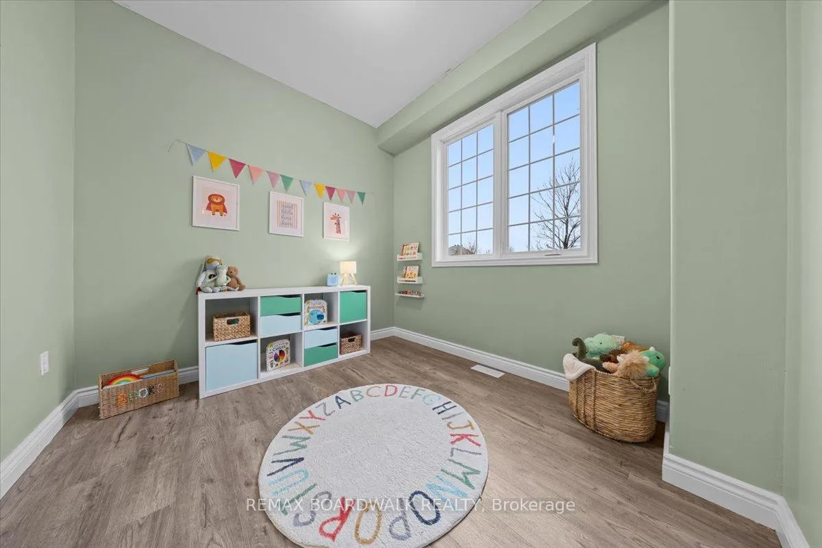 Photo 21 of 8044 Craig Farm Drive, Ottawa, Metcalfe — HOMEH