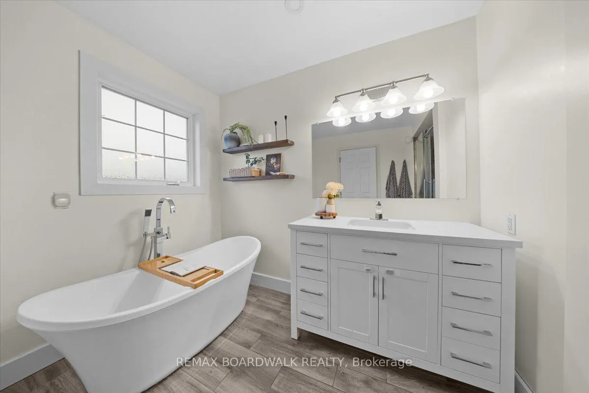 Photo 28 of 8044 Craig Farm Drive, Ottawa, Metcalfe — HOMEH