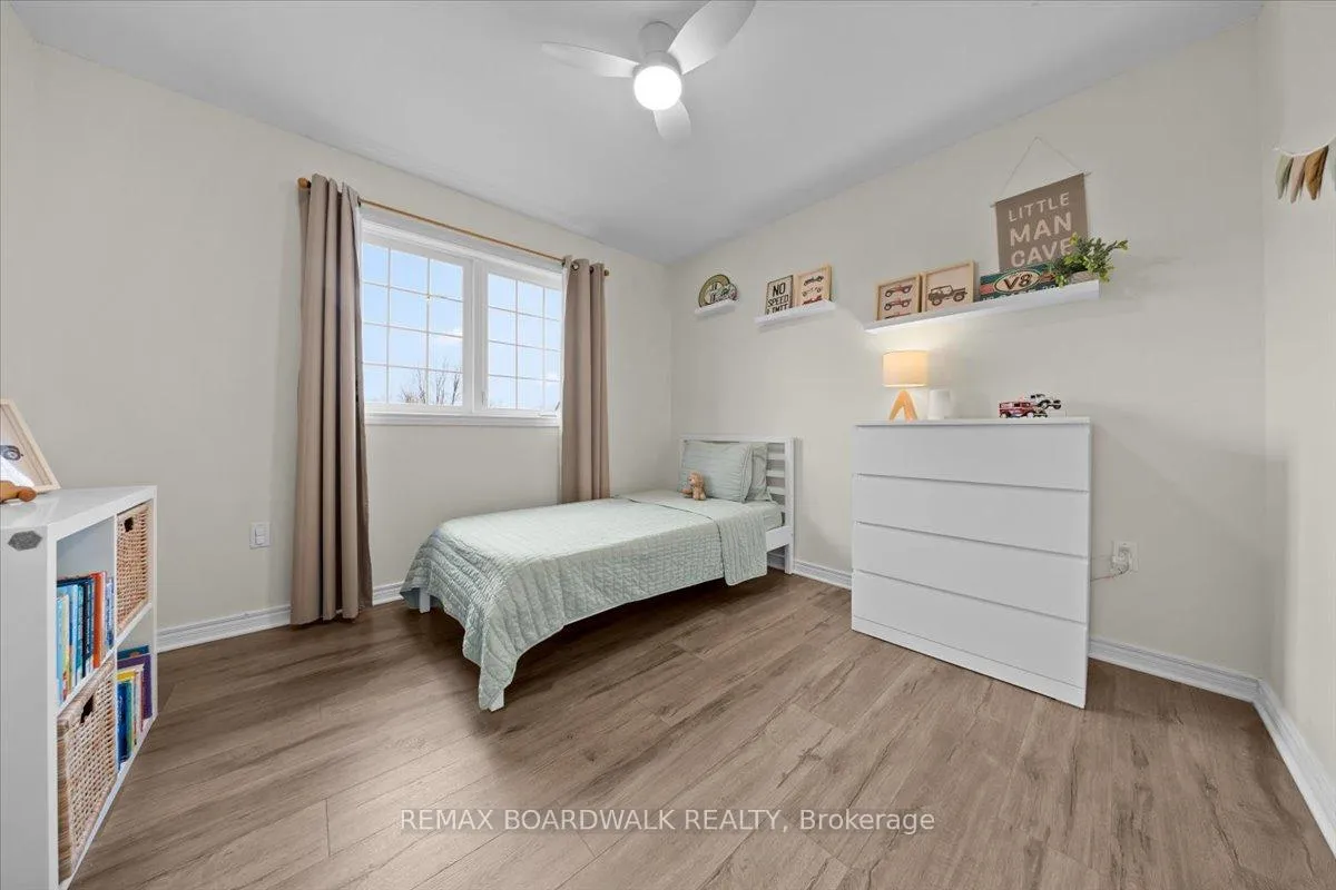 Photo 33 of 8044 Craig Farm Drive, Ottawa, Metcalfe — HOMEH