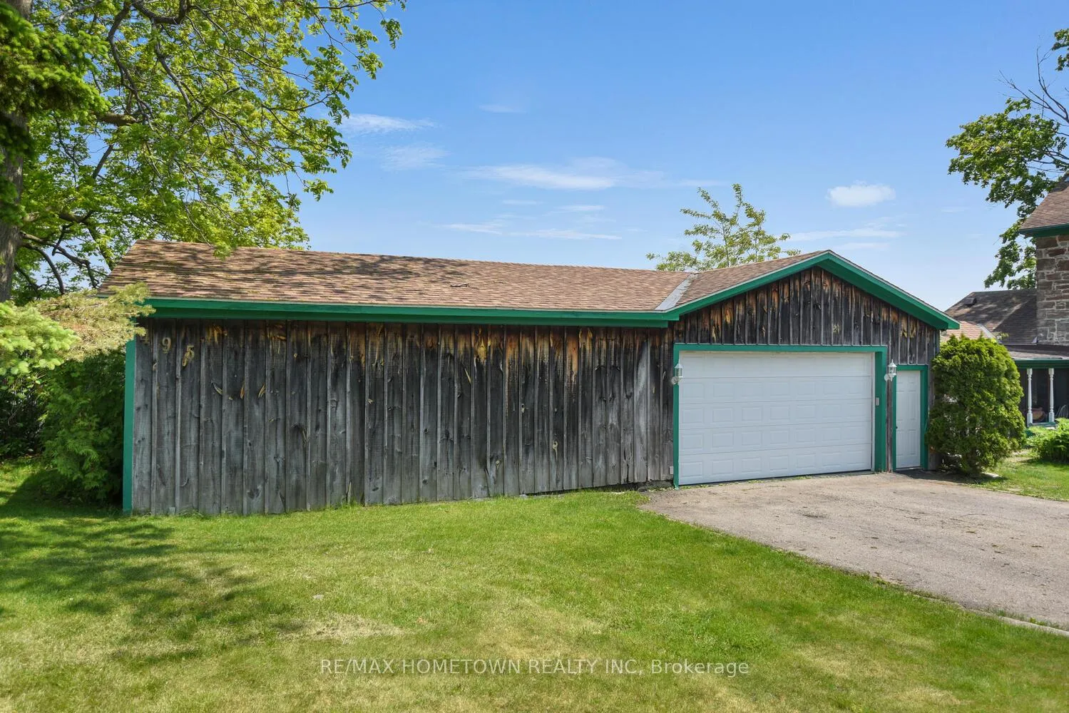 Photo 8 of 495 King Street W, Prescott — HOMEH