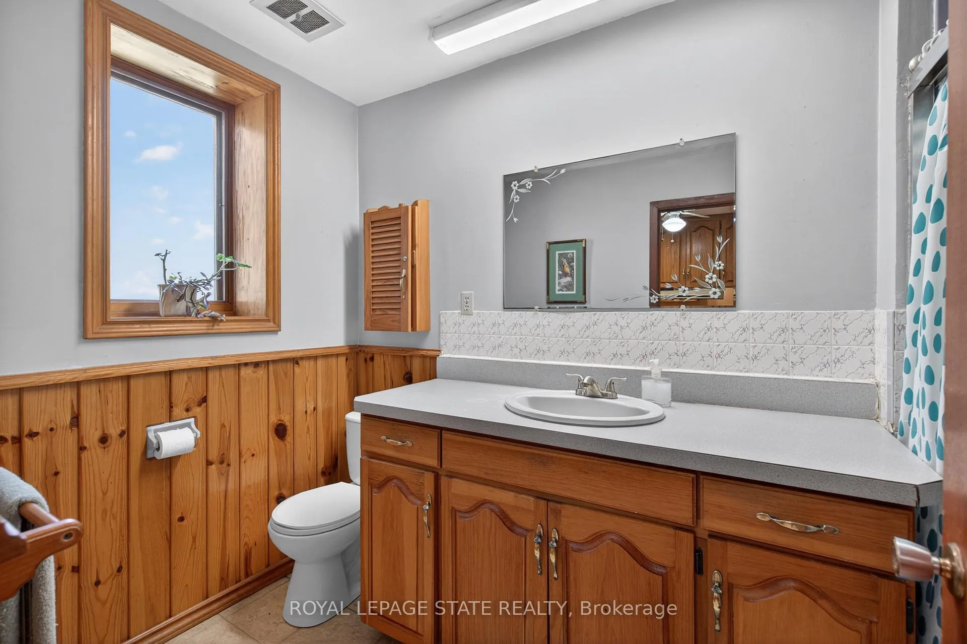Photo 20 of 8011 Leeming Road, Hamilton, Rural Glanbrook — HOMEH