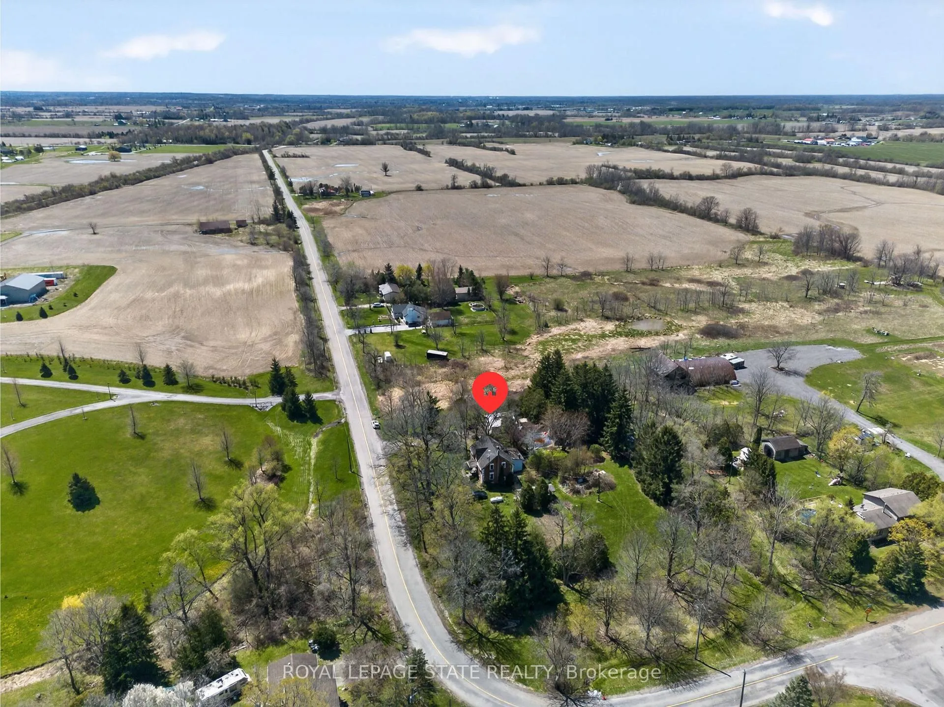 Photo 49 of 8011 Leeming Road, Hamilton, Rural Glanbrook — HOMEH