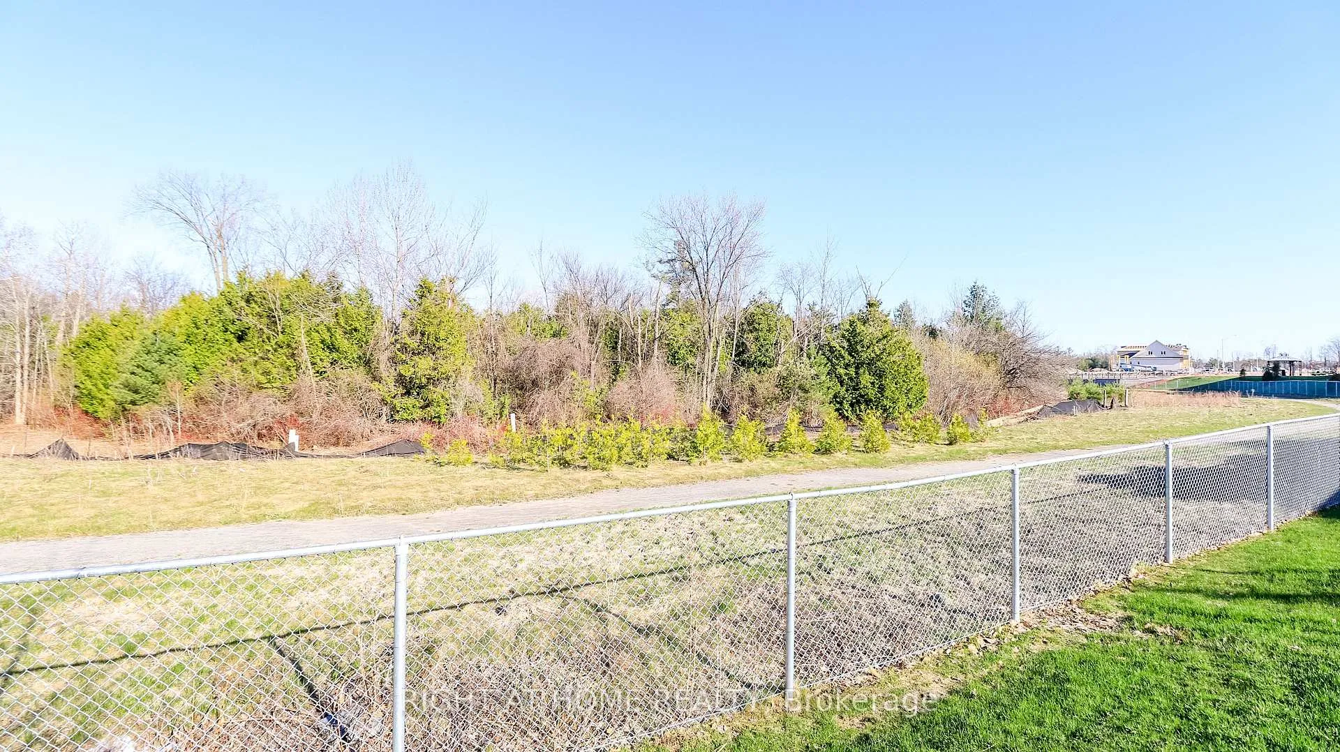 Photo 11 of Unit 510, 5 Chef Lane, Barrie, Rural Barrie Southeast — HOMEH