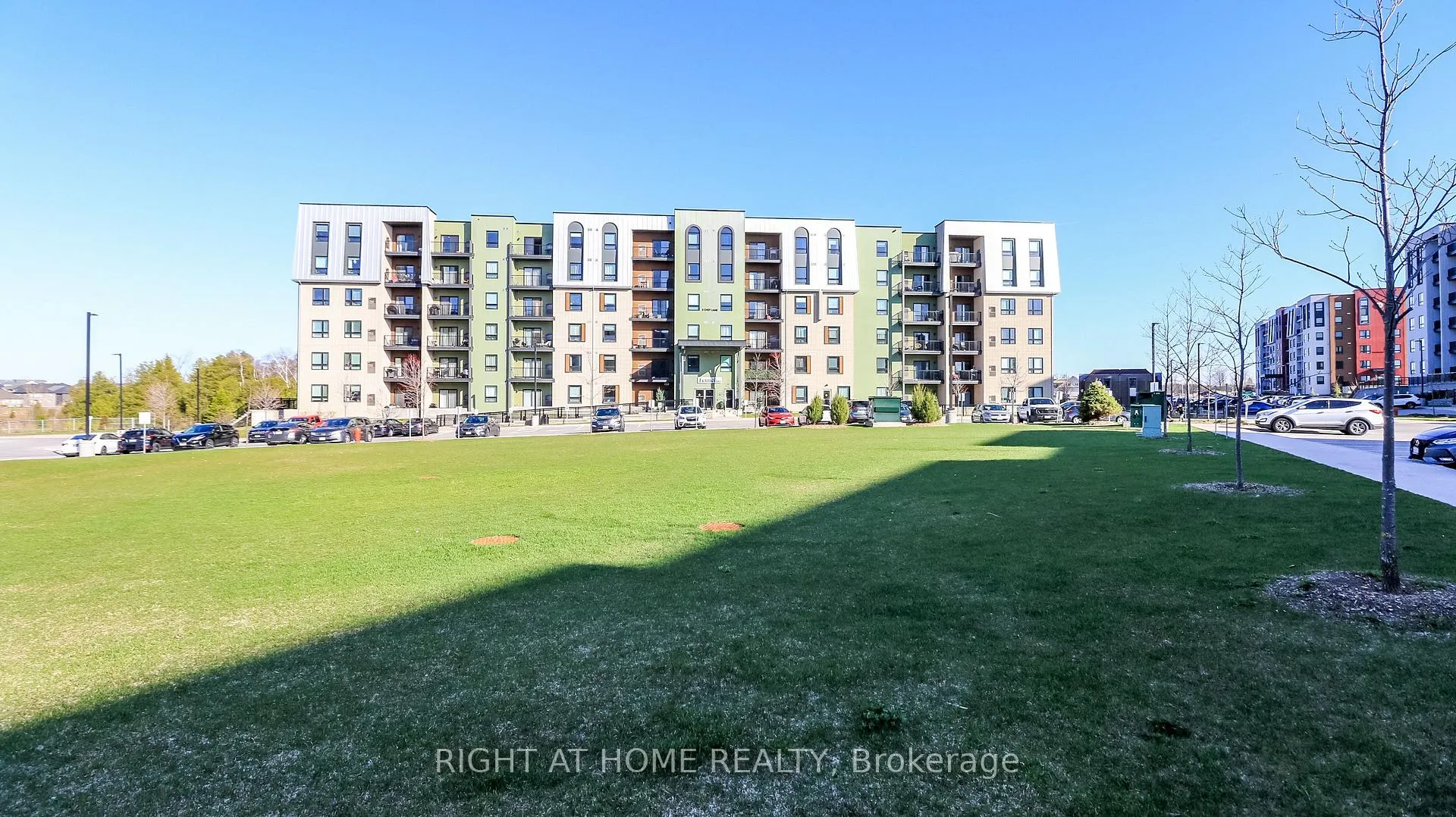 Photo 18 of Unit 510, 5 Chef Lane, Barrie, Rural Barrie Southeast — HOMEH