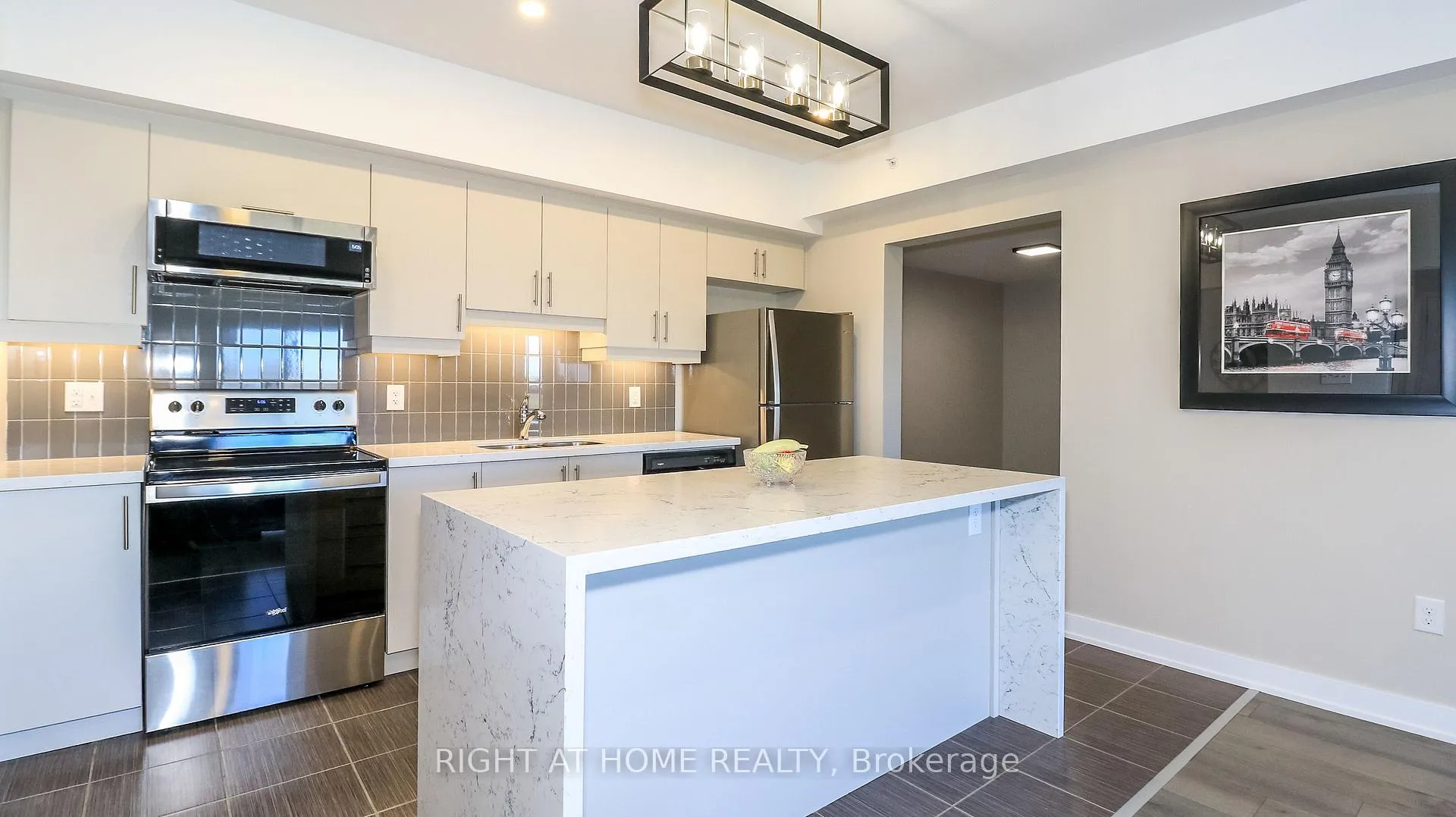 Photo 22 of Unit 510, 5 Chef Lane, Barrie, Rural Barrie Southeast — HOMEH