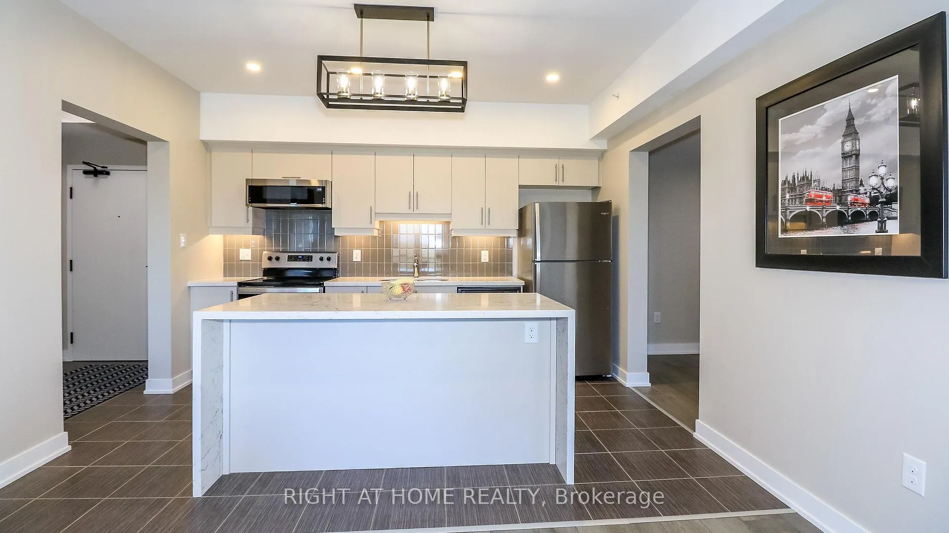 Photo 23 of Unit 510, 5 Chef Lane, Barrie, Rural Barrie Southeast — HOMEH