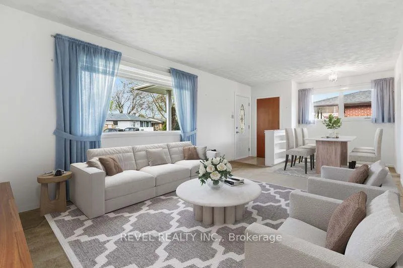 Photo 37 of 14 Masefield Crescent, London, East I — HOMEH