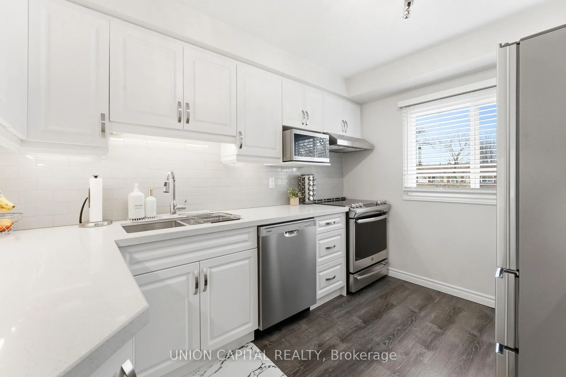 Photo 5 of Unit 50, 72 Adelaide Street, Barrie, Allandale — HOMEH