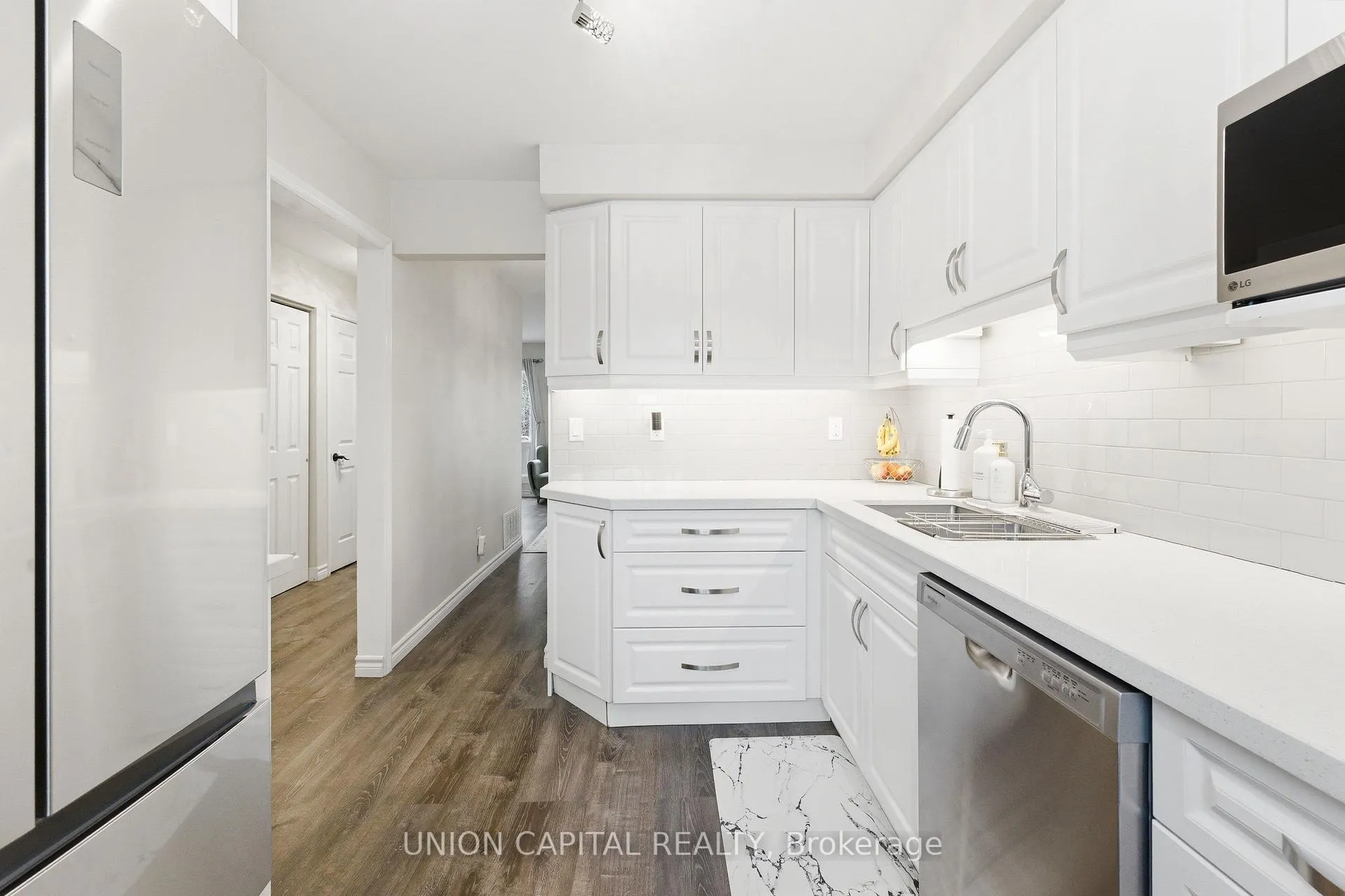 Photo 6 of Unit 50, 72 Adelaide Street, Barrie, Allandale — HOMEH