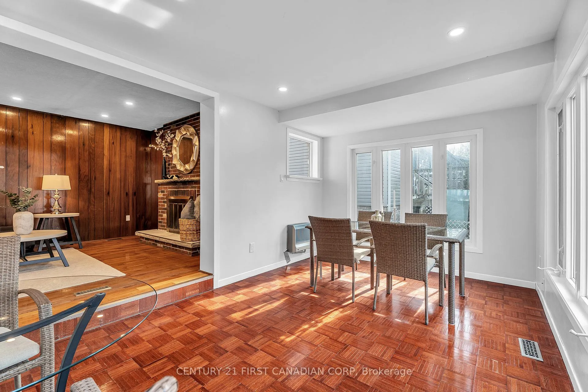 Photo 24 of 814 Grenfell Drive, London, North C — HOMEH
