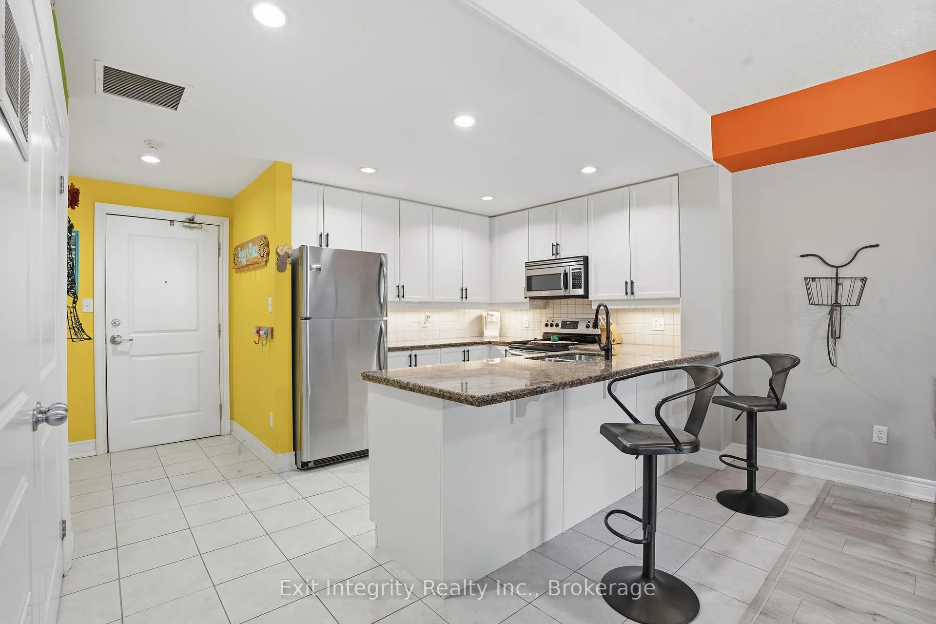 Photo 8 of Unit 202, 396 Plains Road E, Burlington, LaSalle — HOMEH