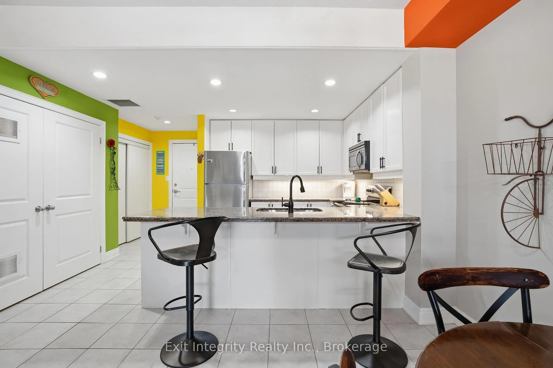 Photo 9 of Unit 202, 396 Plains Road E, Burlington, LaSalle — HOMEH
