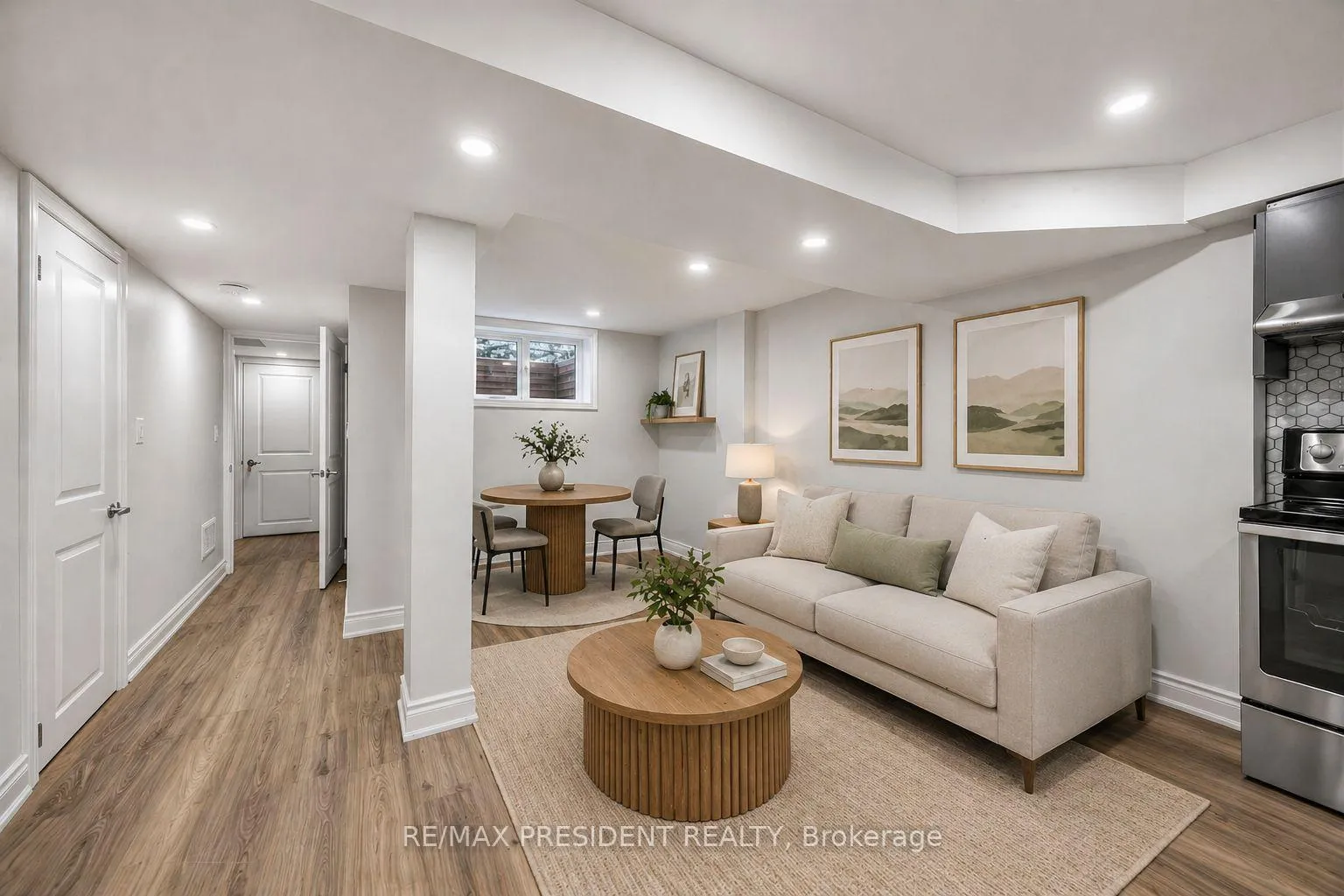 Photo 8 of Unit 14, 50 Edinburgh Drive, Brampton, Bram West — HOMEH