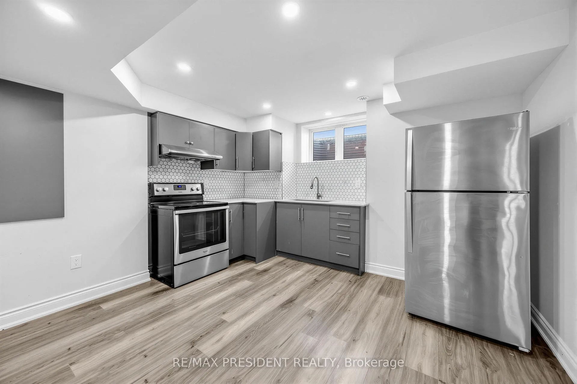 Photo 9 of Unit 14, 50 Edinburgh Drive, Brampton, Bram West — HOMEH