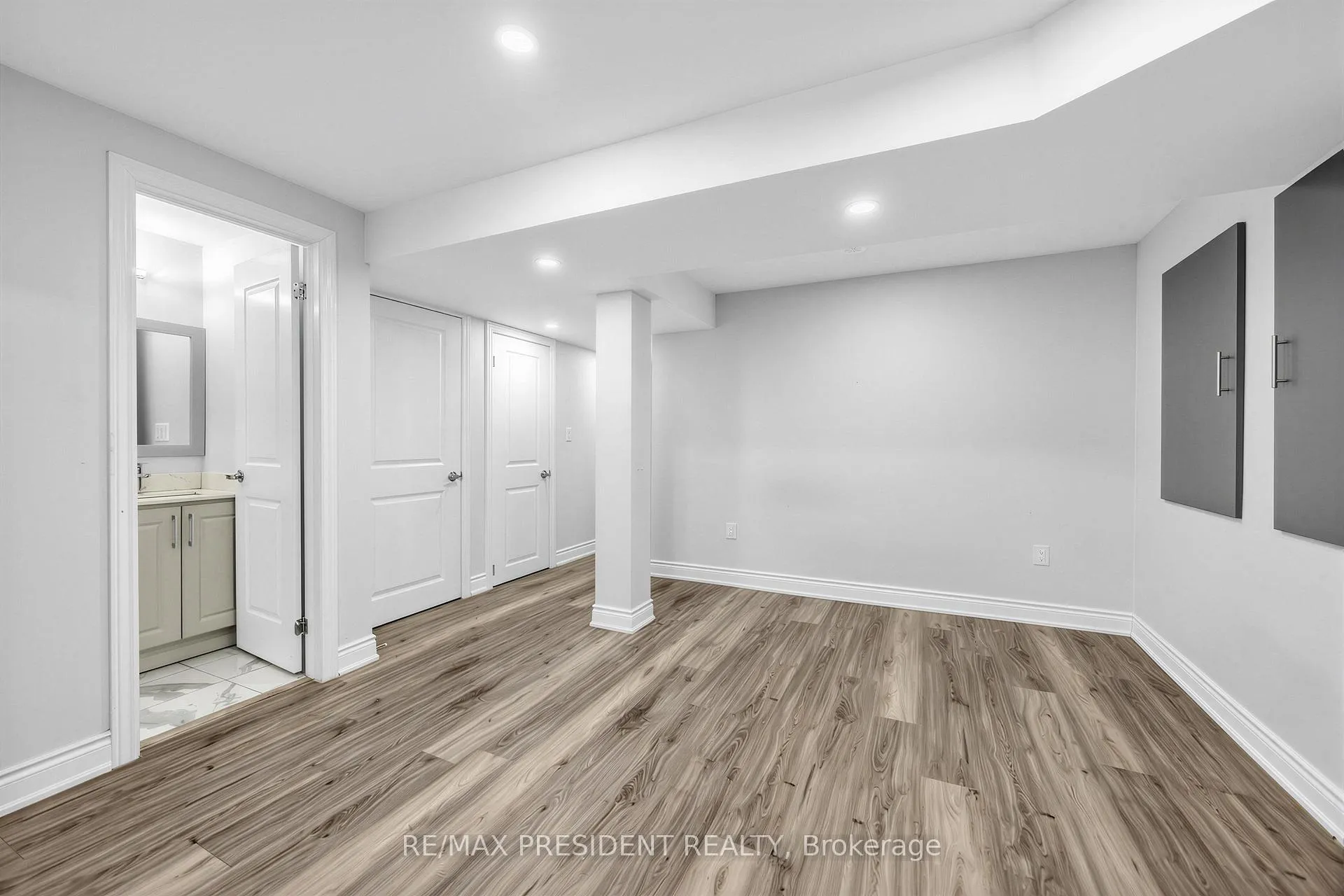 Photo 10 of Unit 14, 50 Edinburgh Drive, Brampton, Bram West — HOMEH