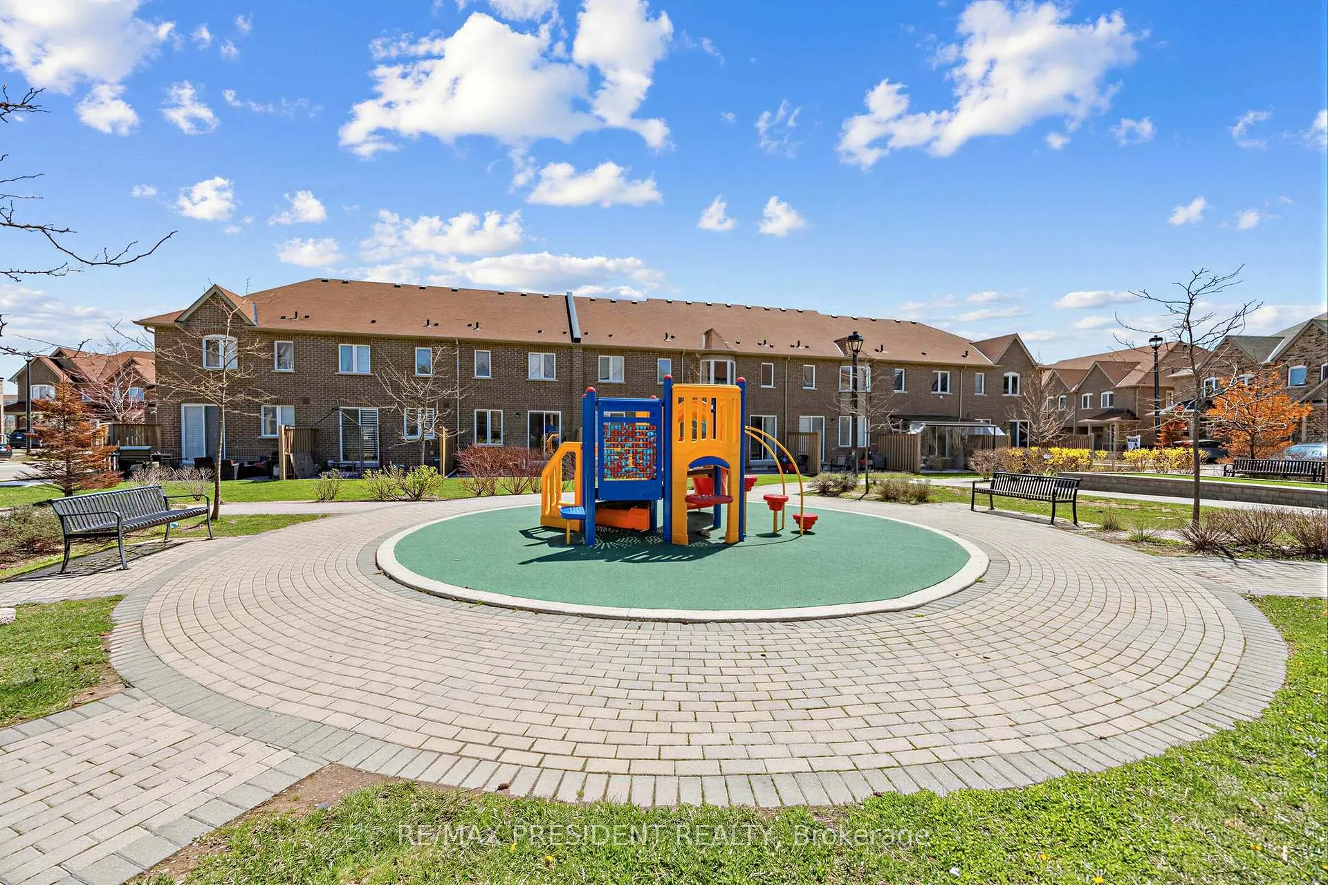 Photo 25 of Unit 14, 50 Edinburgh Drive, Brampton, Bram West — HOMEH