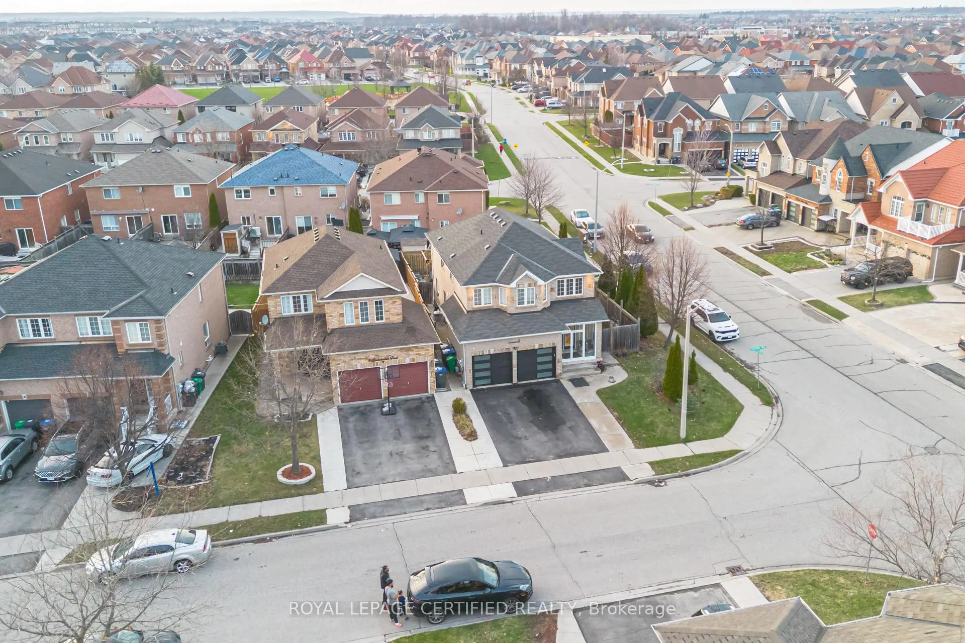 Photo 48 of 2 Studebaker Trail, Brampton, Fletcher's Meadow — HOMEH