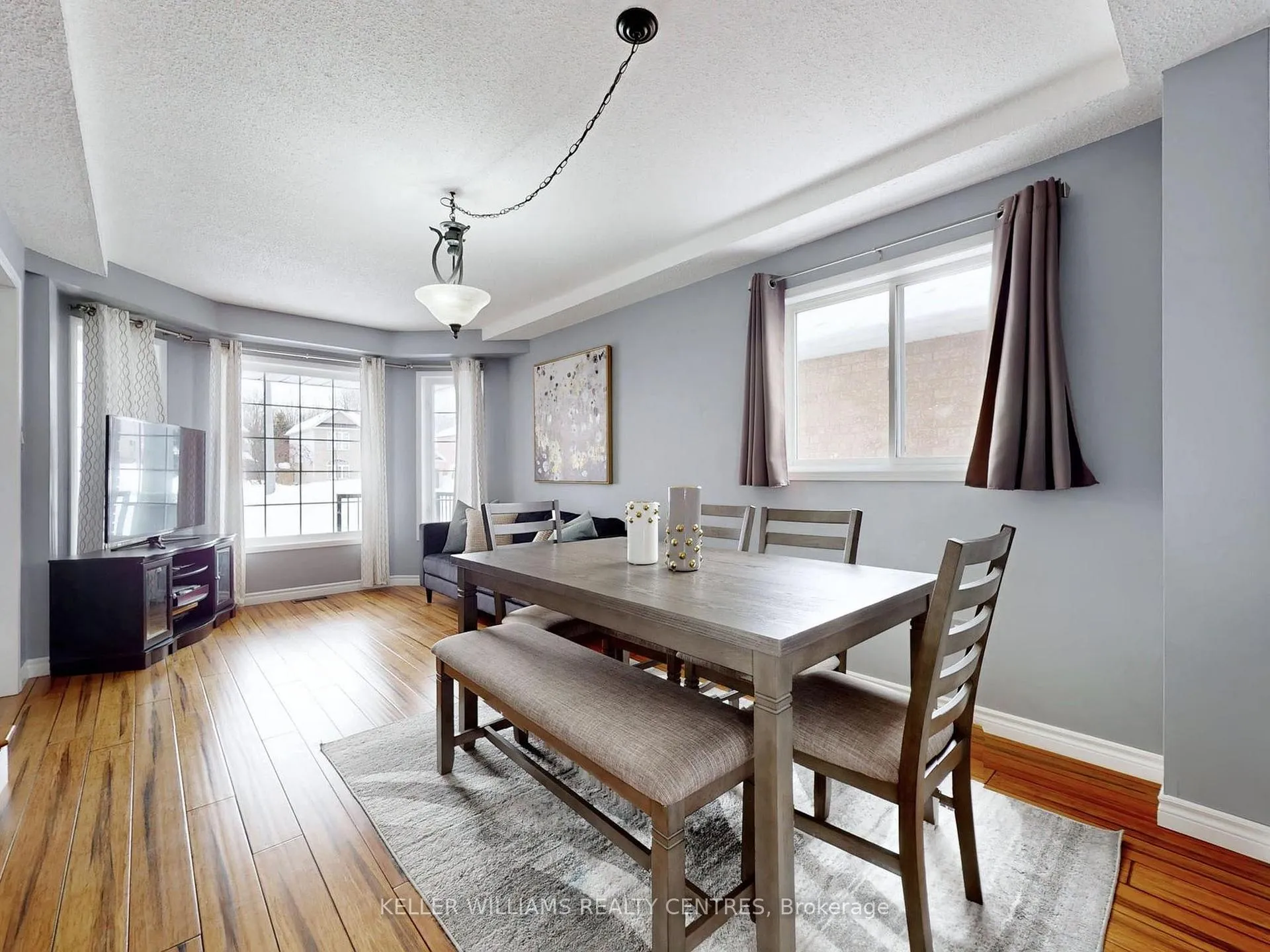 Photo 6 of 1184 Leslie Drive, Innisfil, Alcona — HOMEH