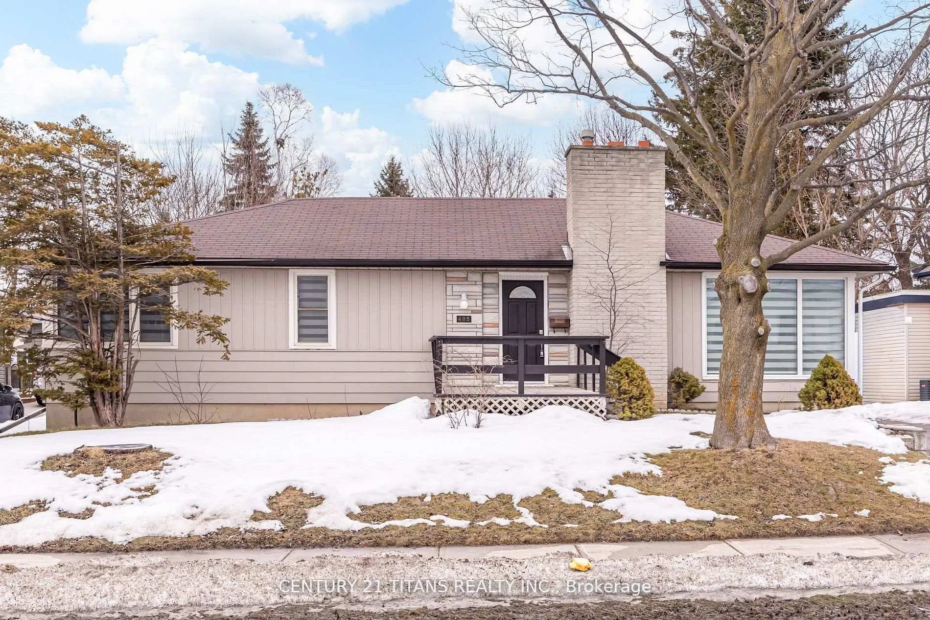Photo 2 of 405 Anderson Street, Whitby, Blue Grass Meadows — HOMEH