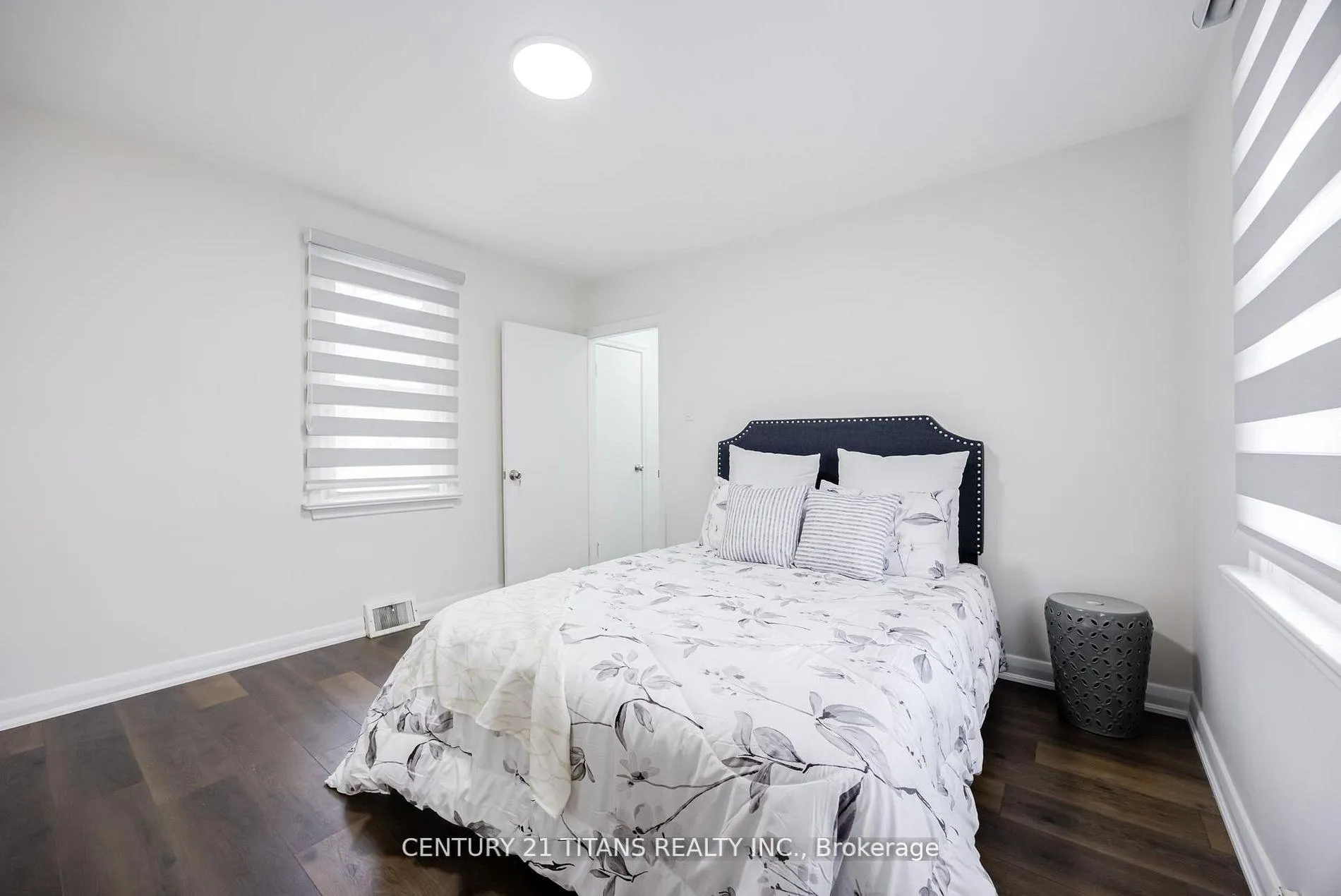 Photo 36 of 405 Anderson Street, Whitby, Blue Grass Meadows — HOMEH