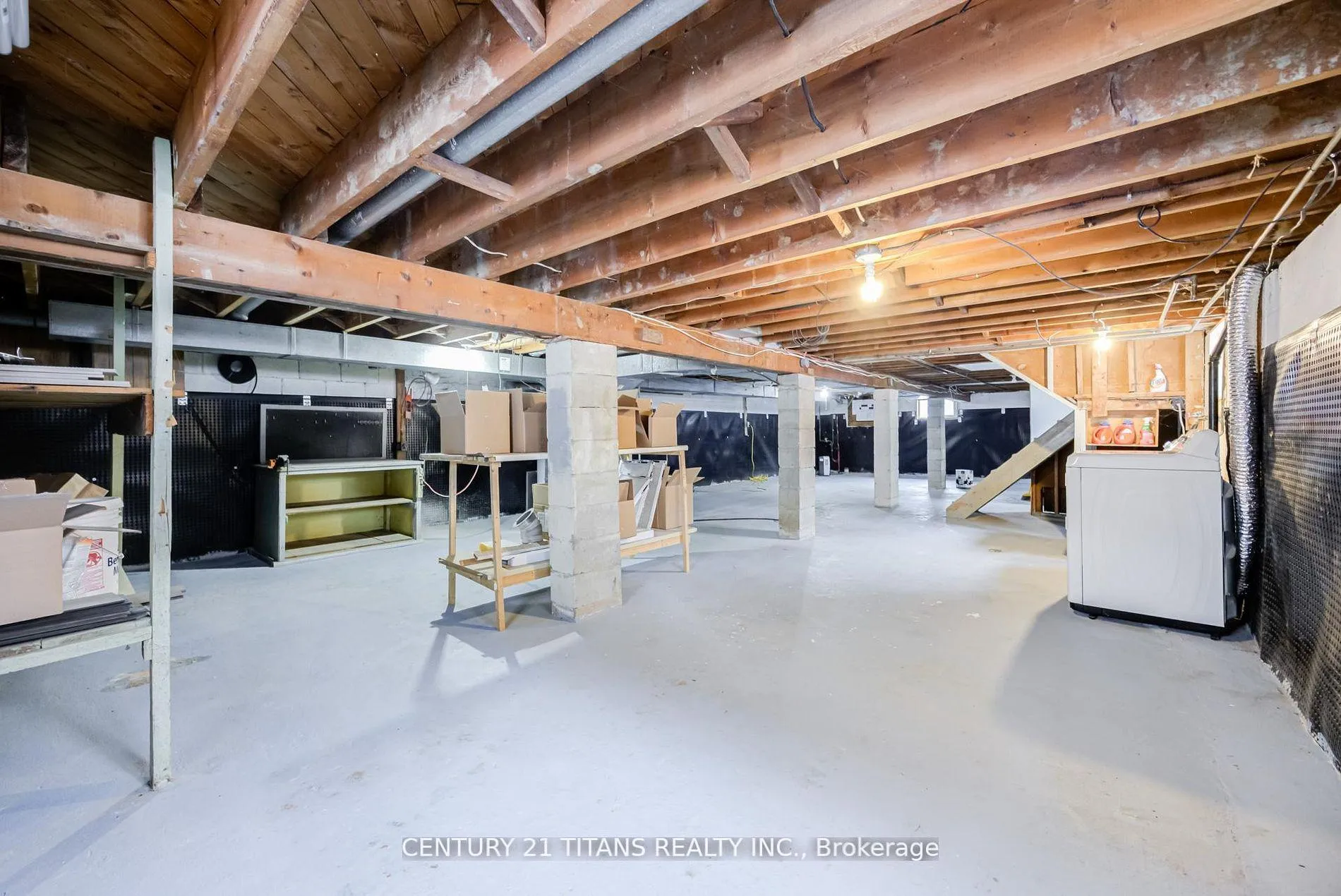 Photo 39 of 405 Anderson Street, Whitby, Blue Grass Meadows — HOMEH