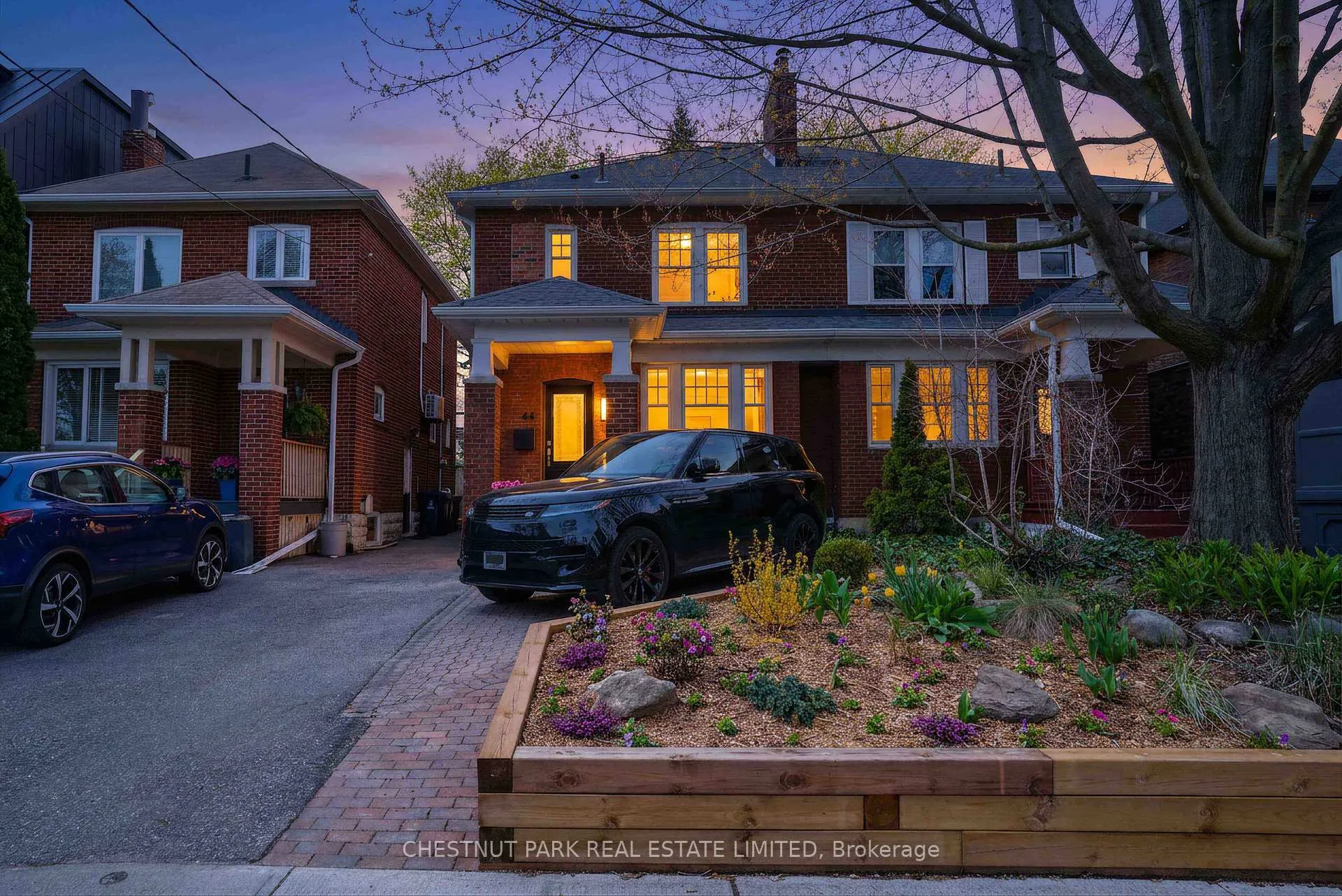 Photo 2 of 44 Harwood Road, Toronto, Mount Pleasant East — HOMEH