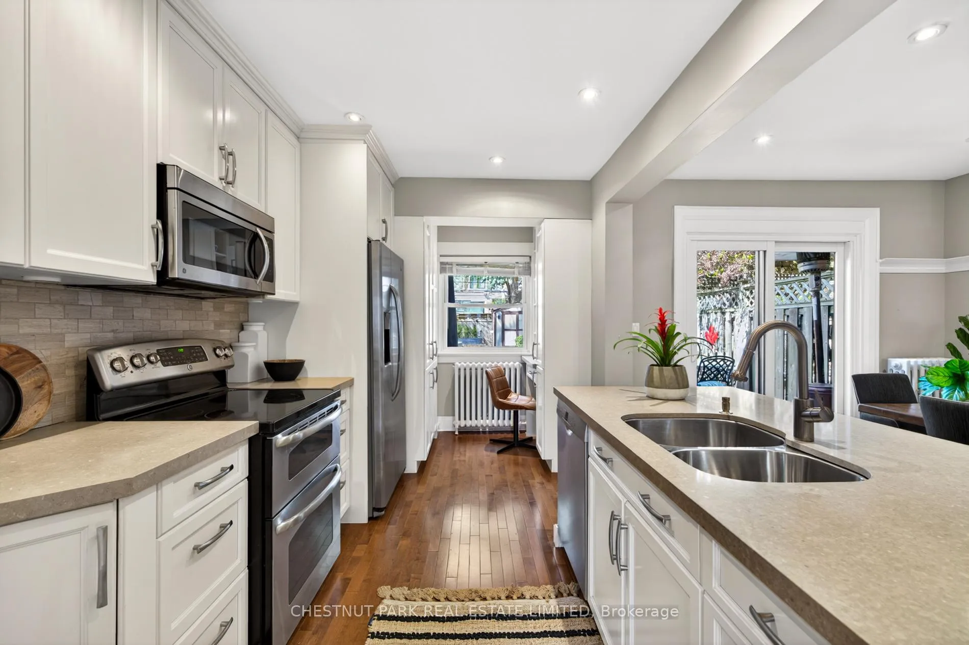 Photo 16 of 44 Harwood Road, Toronto, Mount Pleasant East — HOMEH