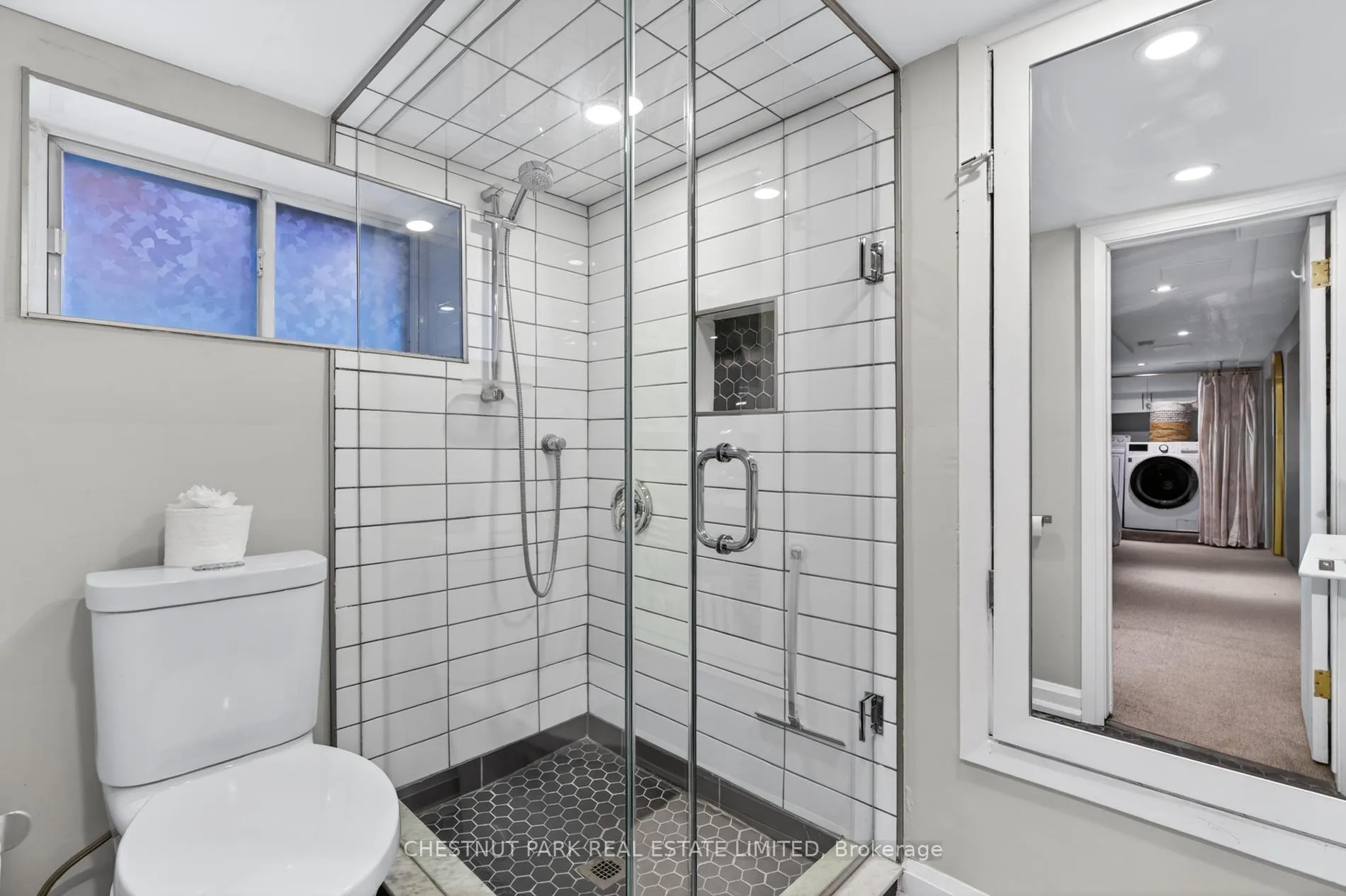 Photo 36 of 44 Harwood Road, Toronto, Mount Pleasant East — HOMEH