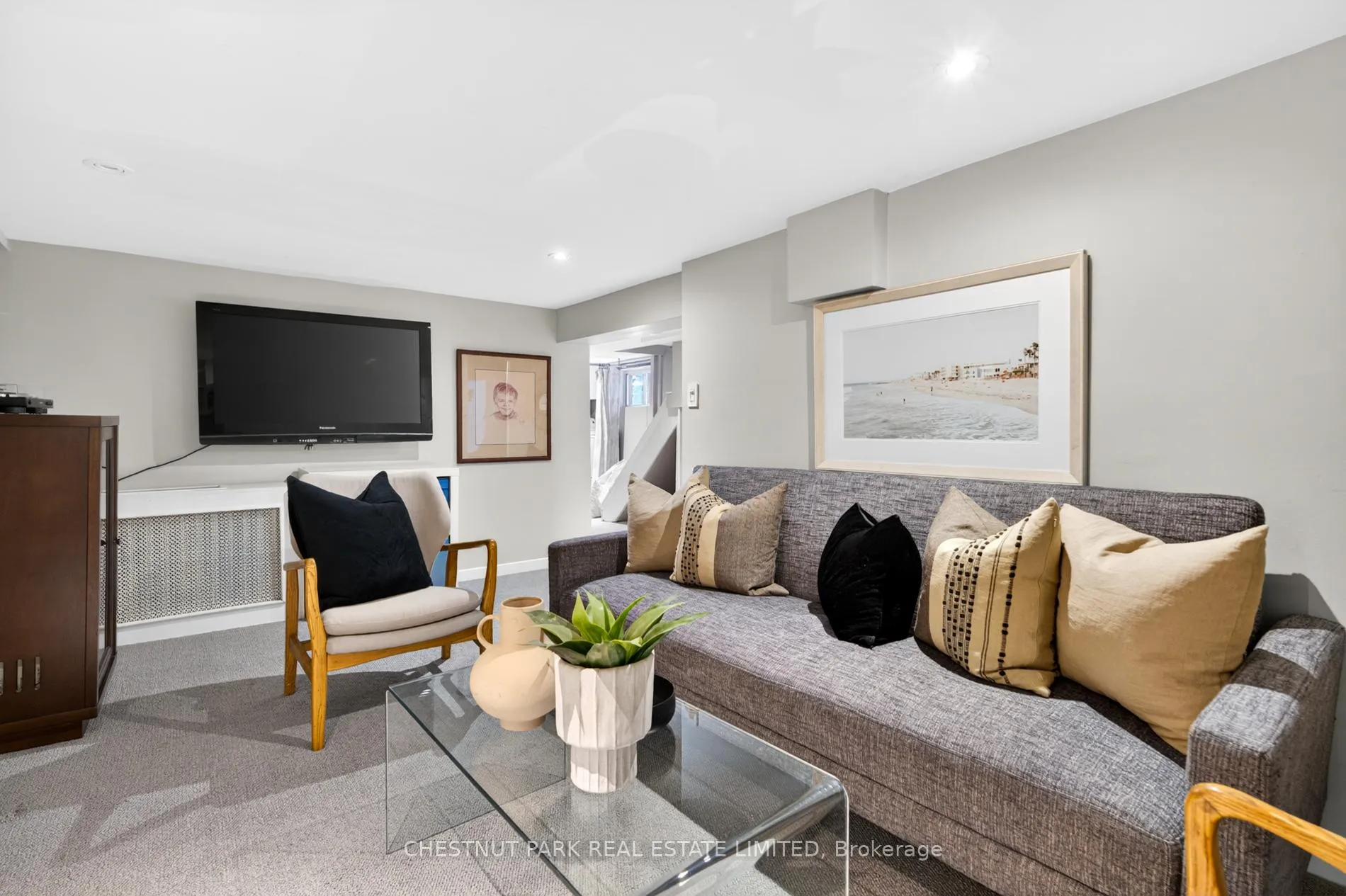 Photo 38 of 44 Harwood Road, Toronto, Mount Pleasant East — HOMEH