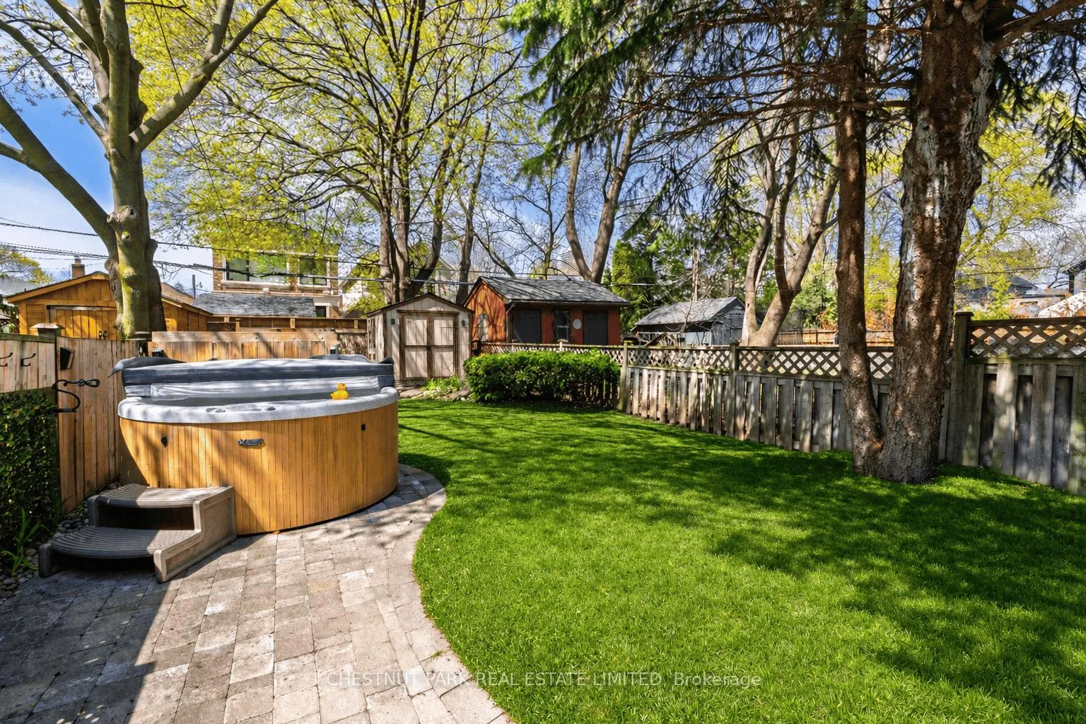 Photo 40 of 44 Harwood Road, Toronto, Mount Pleasant East — HOMEH