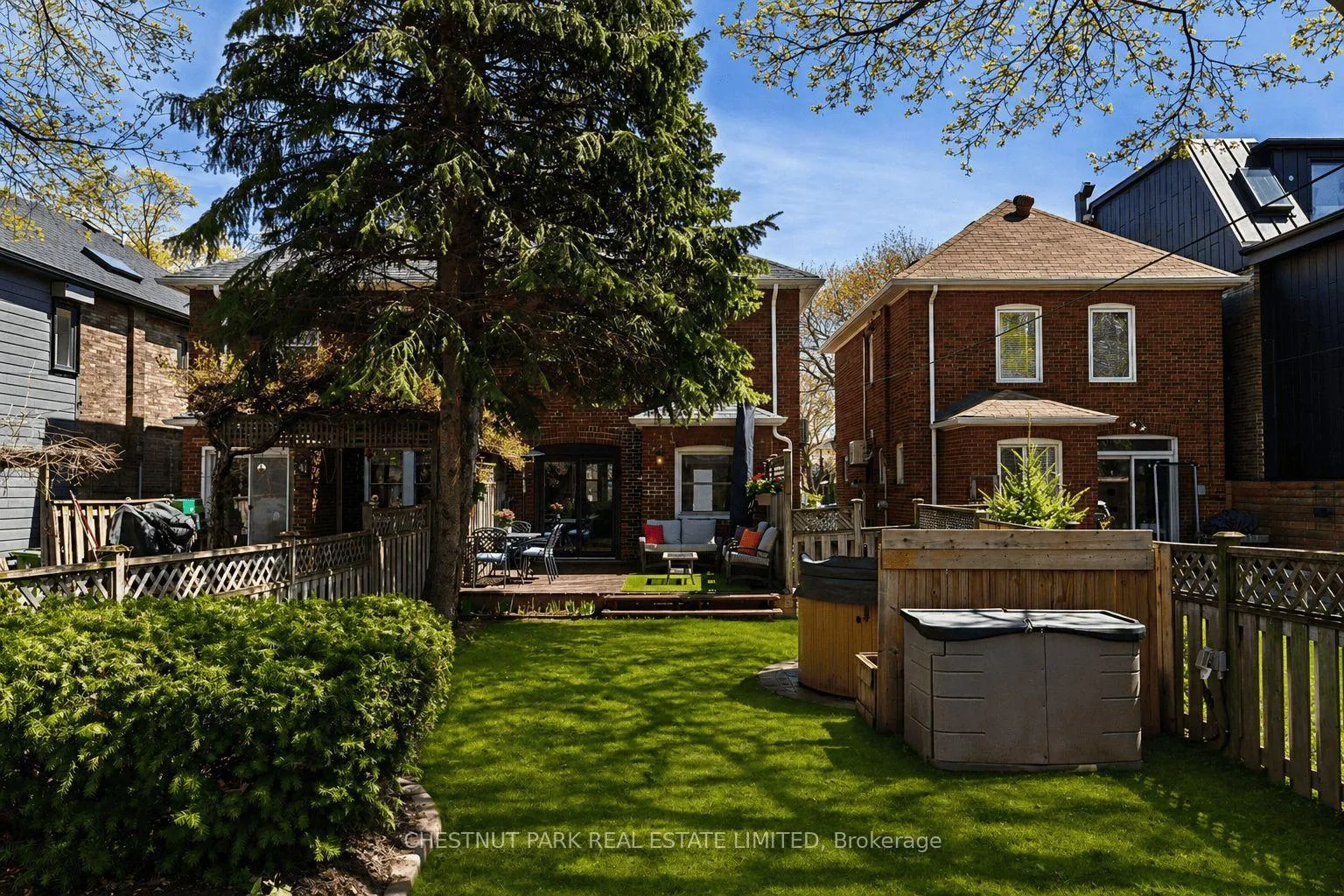 Photo 42 of 44 Harwood Road, Toronto, Mount Pleasant East — HOMEH