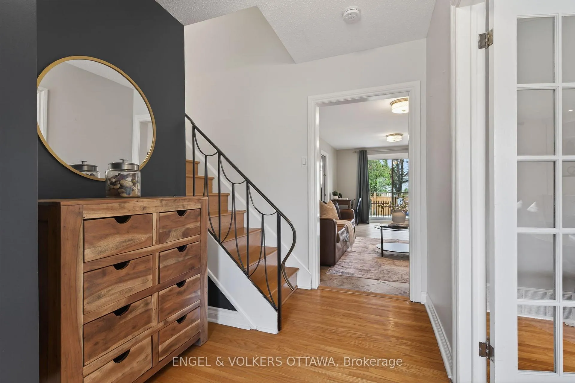 Photo 4 of 1774 Playfair Drive, Ottawa, Playfair Park — HOMEH